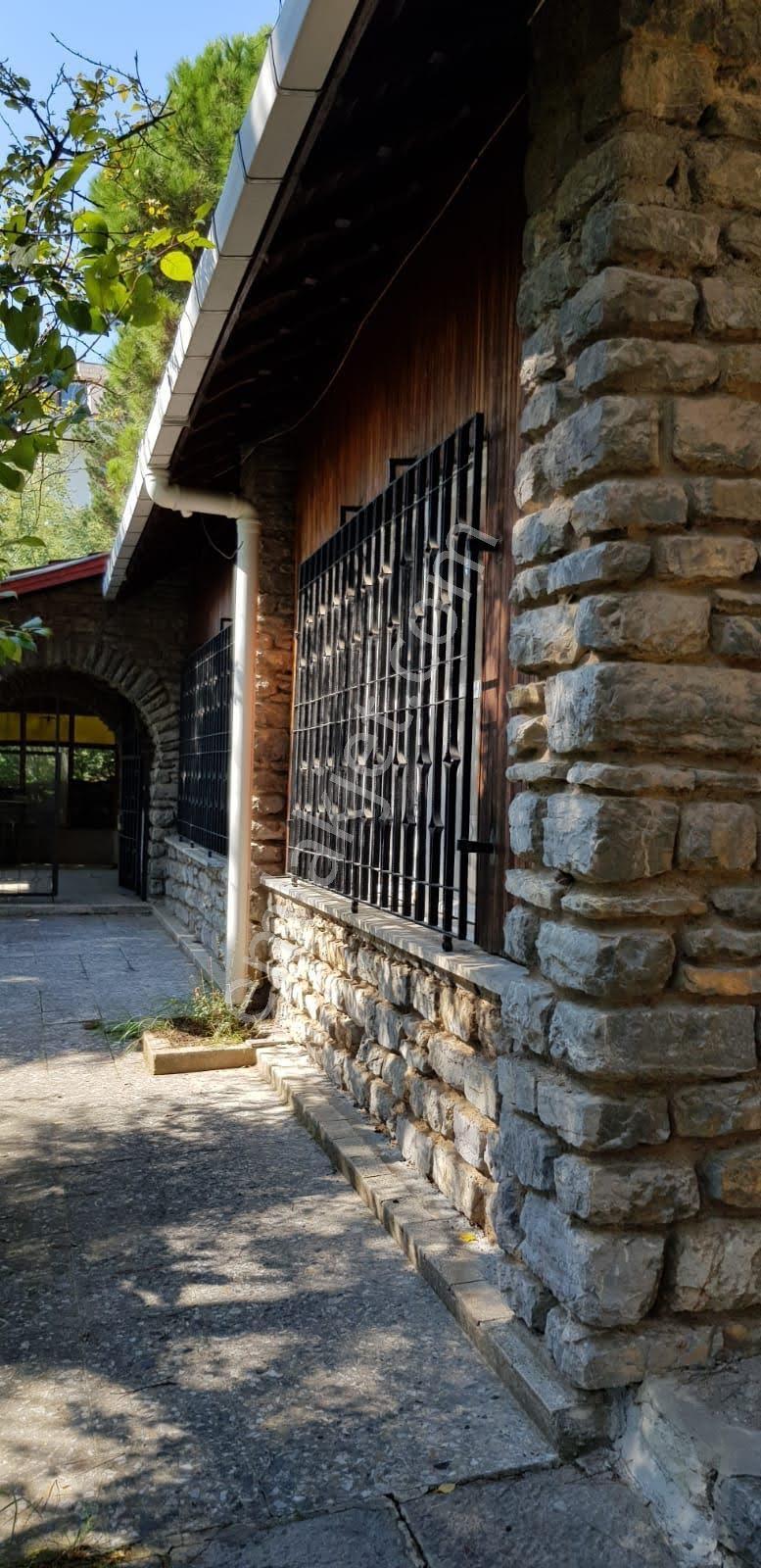Yakacık Ayazma'da Deniz Manzaralı, İmarlı 445m2 Arsada Taş Ev - Görsel 32