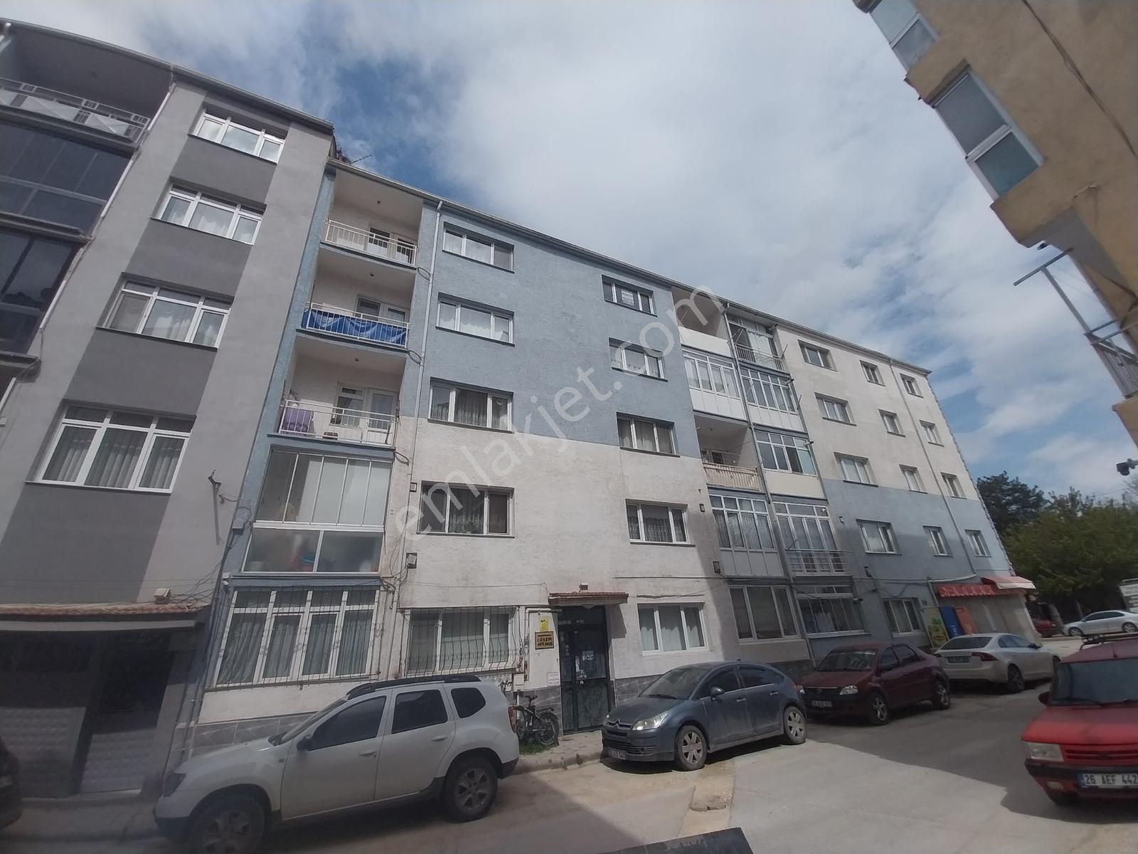 Işıklar Mah. Opera Ve Tramvay Yakını Kombili Kiralık 3+1 Daire - Görsel 21