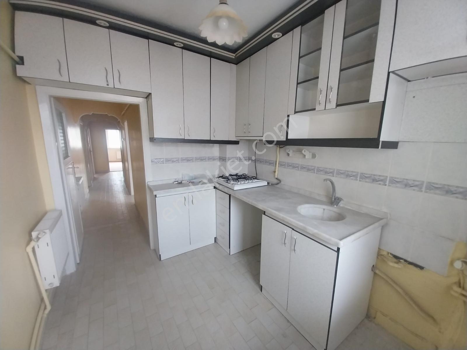 Işıklar Mah. Opera Ve Tramvay Yakını Kombili Kiralık 3+1 Daire - Görsel 19