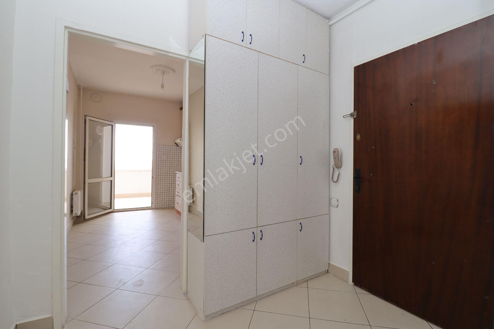 Akif'ten Atakent Banka Bloklarında 2+1 D/b Cephe Kiralık Daire - Görsel 9