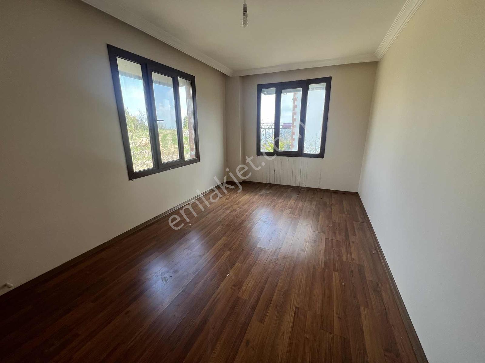 Aktif'ten Göznede Kiralık 3+1 Daire - Görsel 8