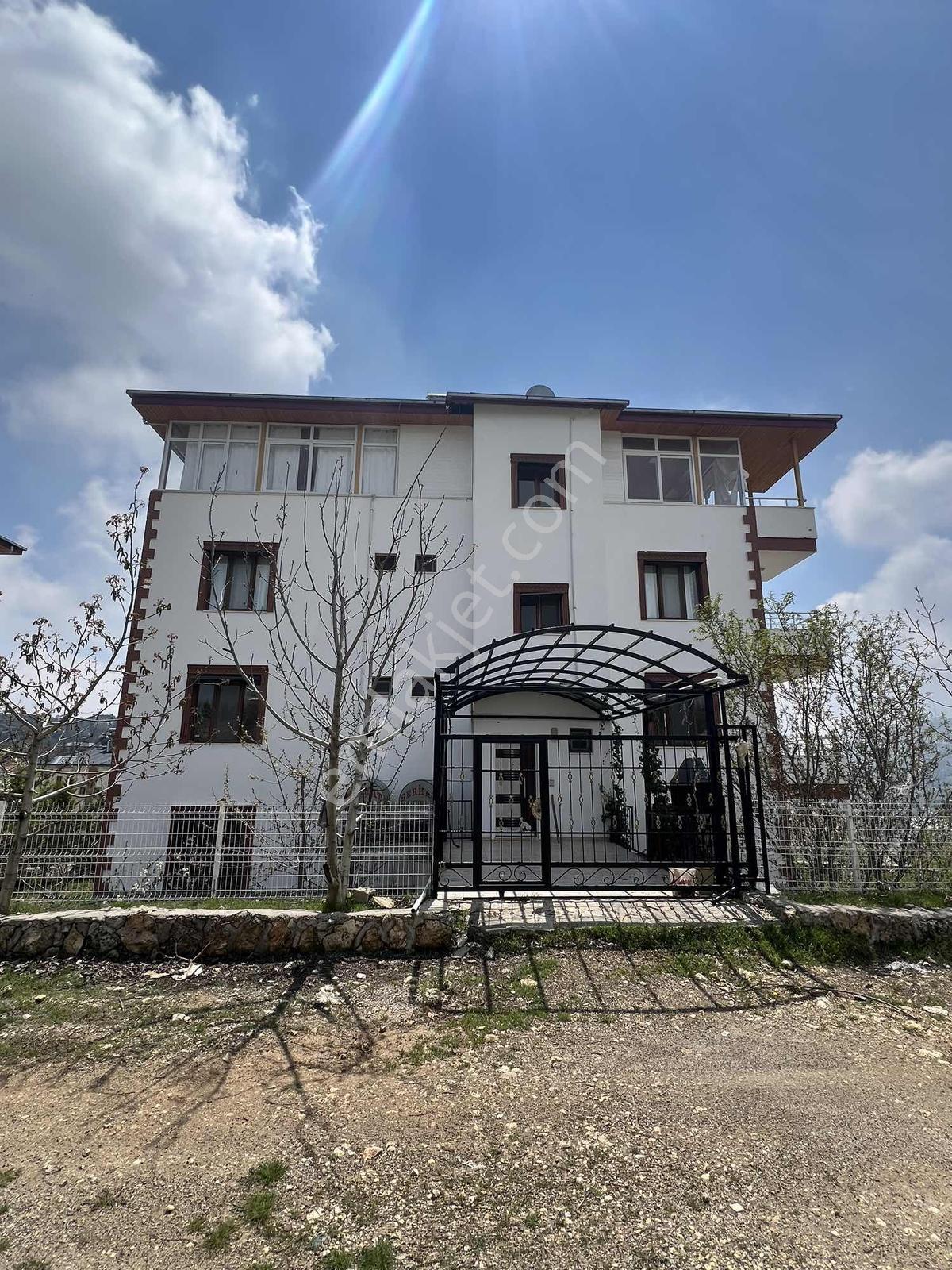 Aktif'ten Göznede Kiralık 3+1 Daire - Görsel 24