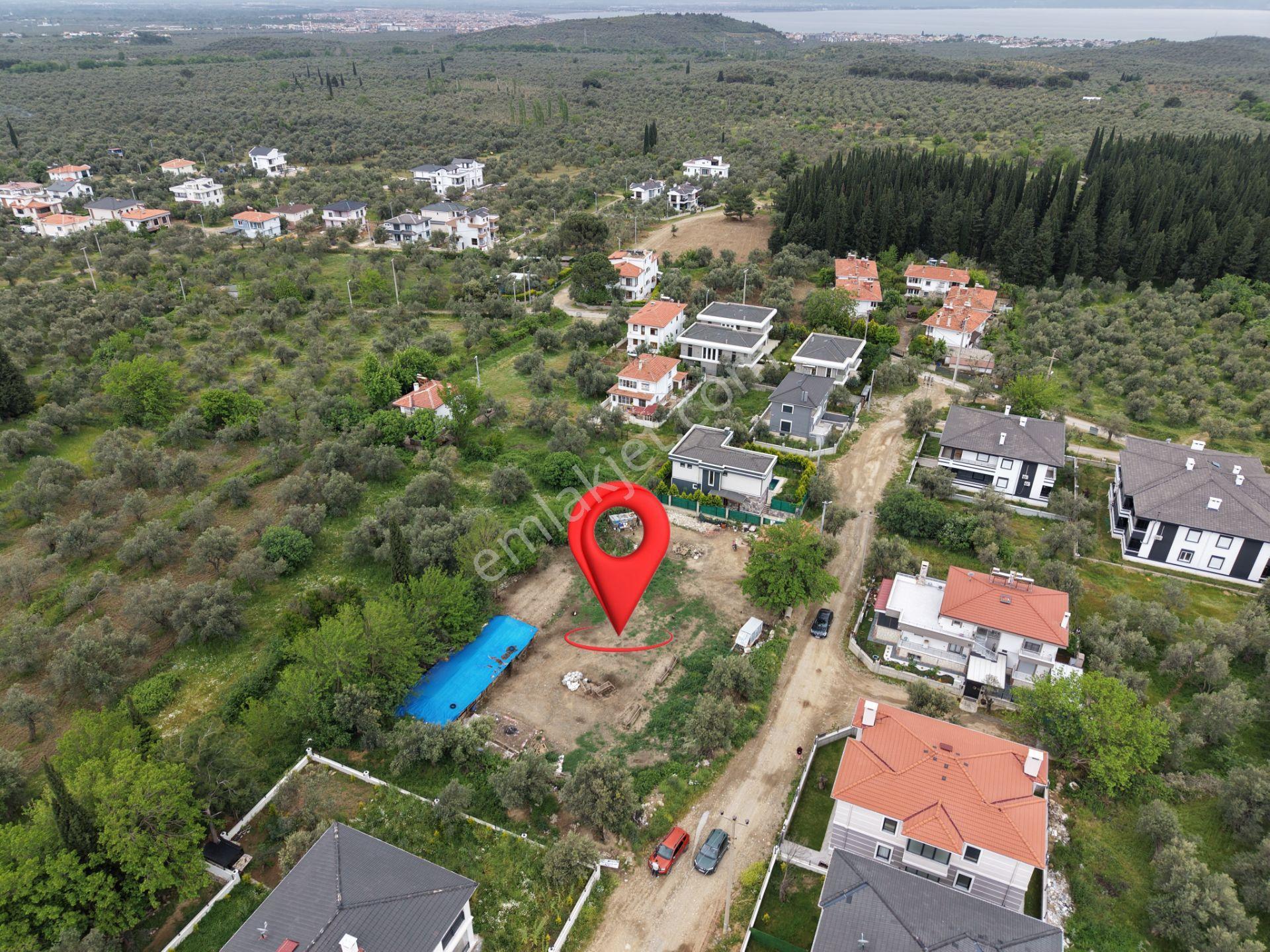 Mera Emlaktan Gürede Tam Müstakil 1 Villalık 350m2 İmarlı Arsa
