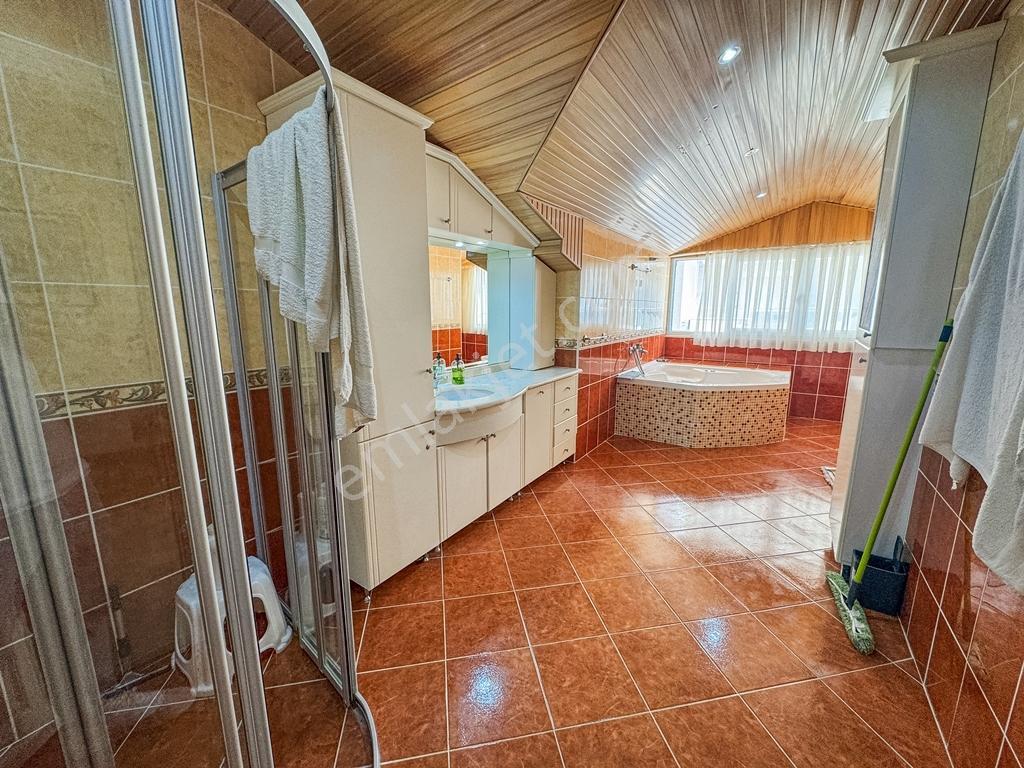 Mahmutlar Mah. Denize Sıfır Deniz Manzaralı 3+1 300m2 Daire!! - Görsel 8