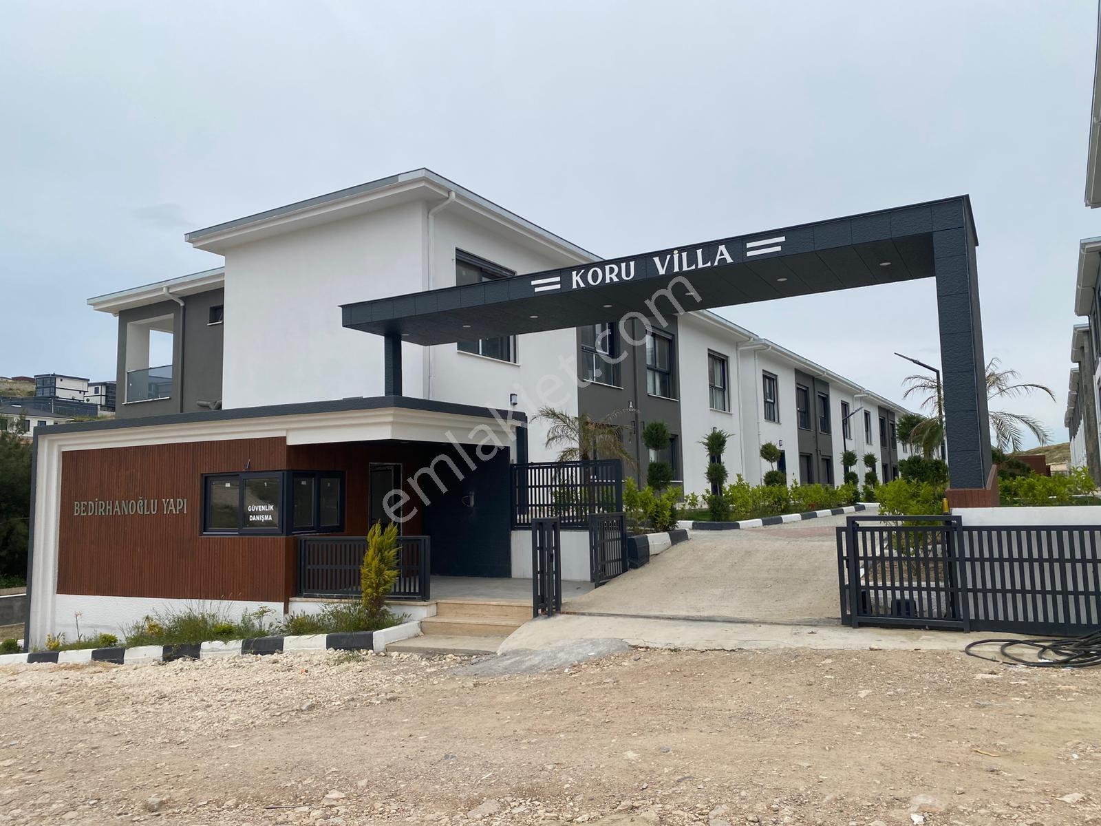 Binax Bakırçay'dan Villakentte 3+1 Bahçeli Villa - Görsel 34