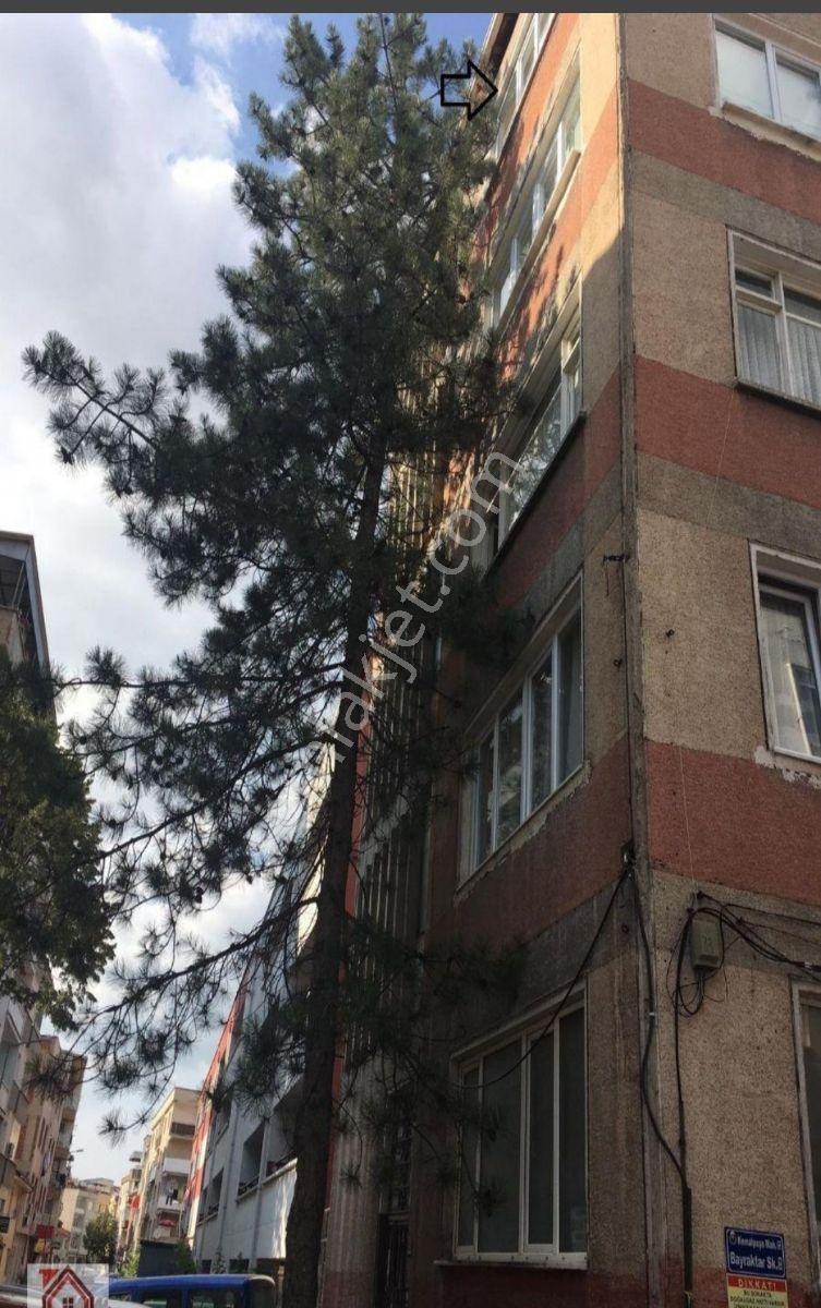 Kemalpaşa Mahallesinde Merkezi Konumda 3+1 145 M2 Satılık Daire - Görsel 16