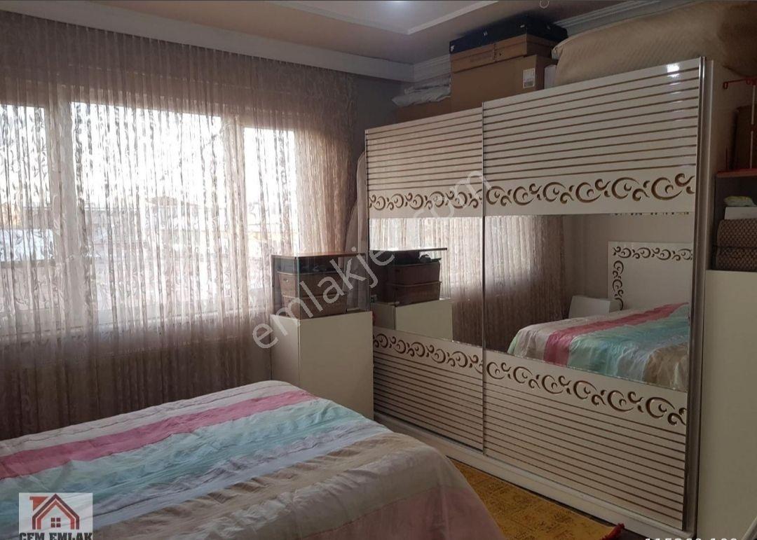 Kemalpaşa Mahallesinde Merkezi Konumda 3+1 145 M2 Satılık Daire - Görsel 14