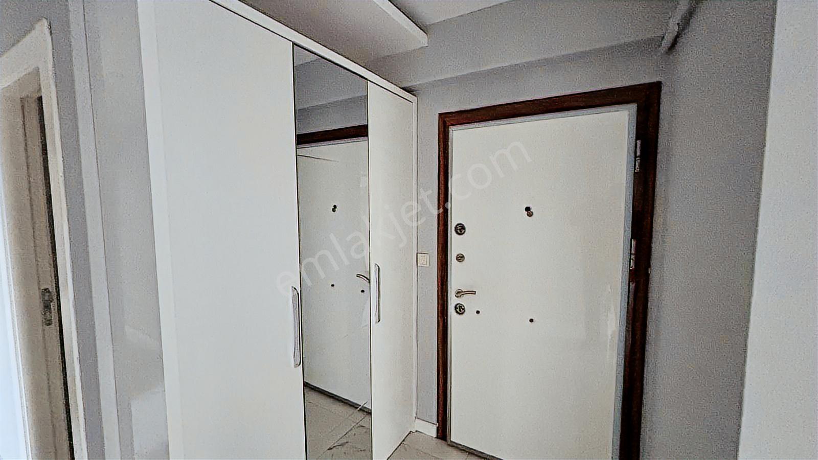 23 Nisan Mahallesi Anılpark Sitesinde Arakat 3+1 Daire - Görsel 4