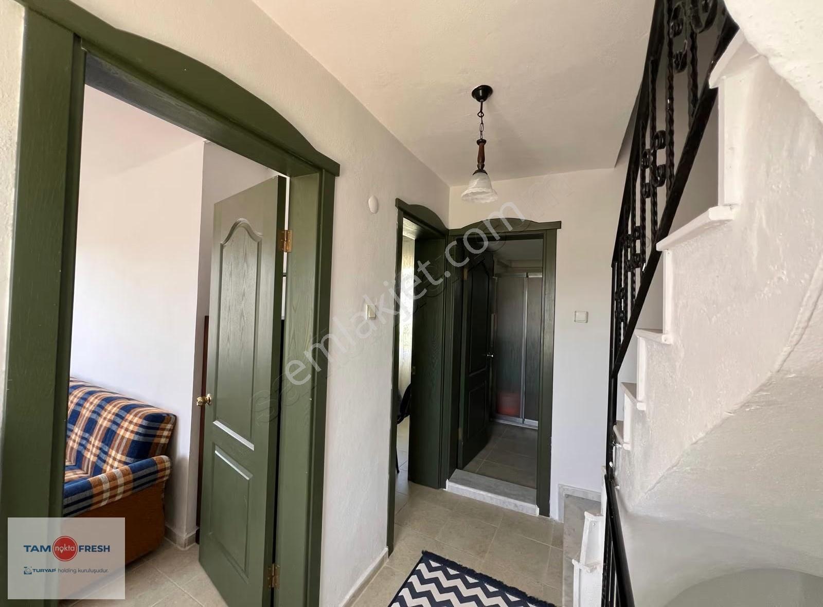 Urla Torasan'da Site İçi Kiralık Villa - Görsel 22