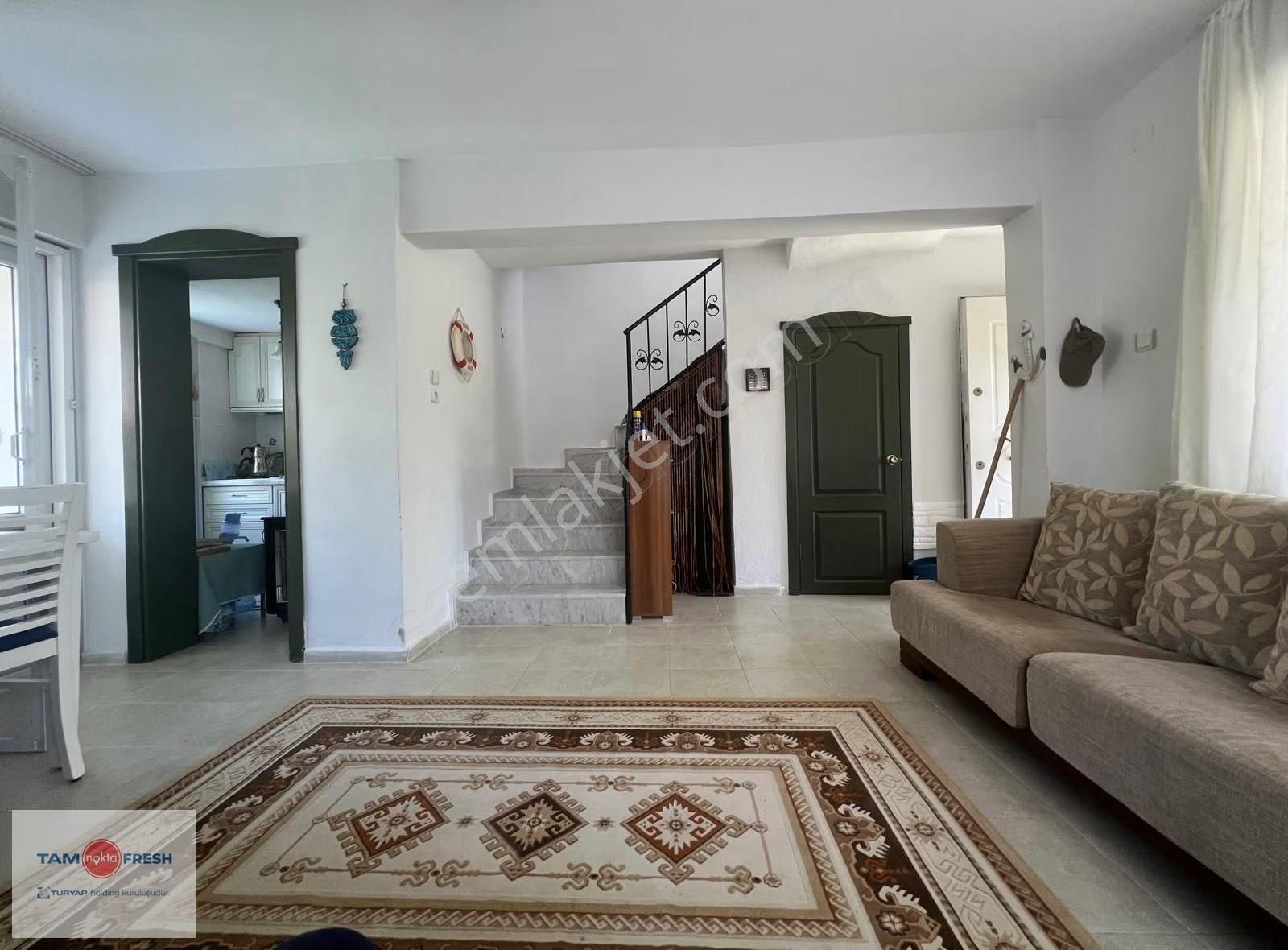 Urla Torasan'da Site İçi Kiralık Villa - Görsel 7