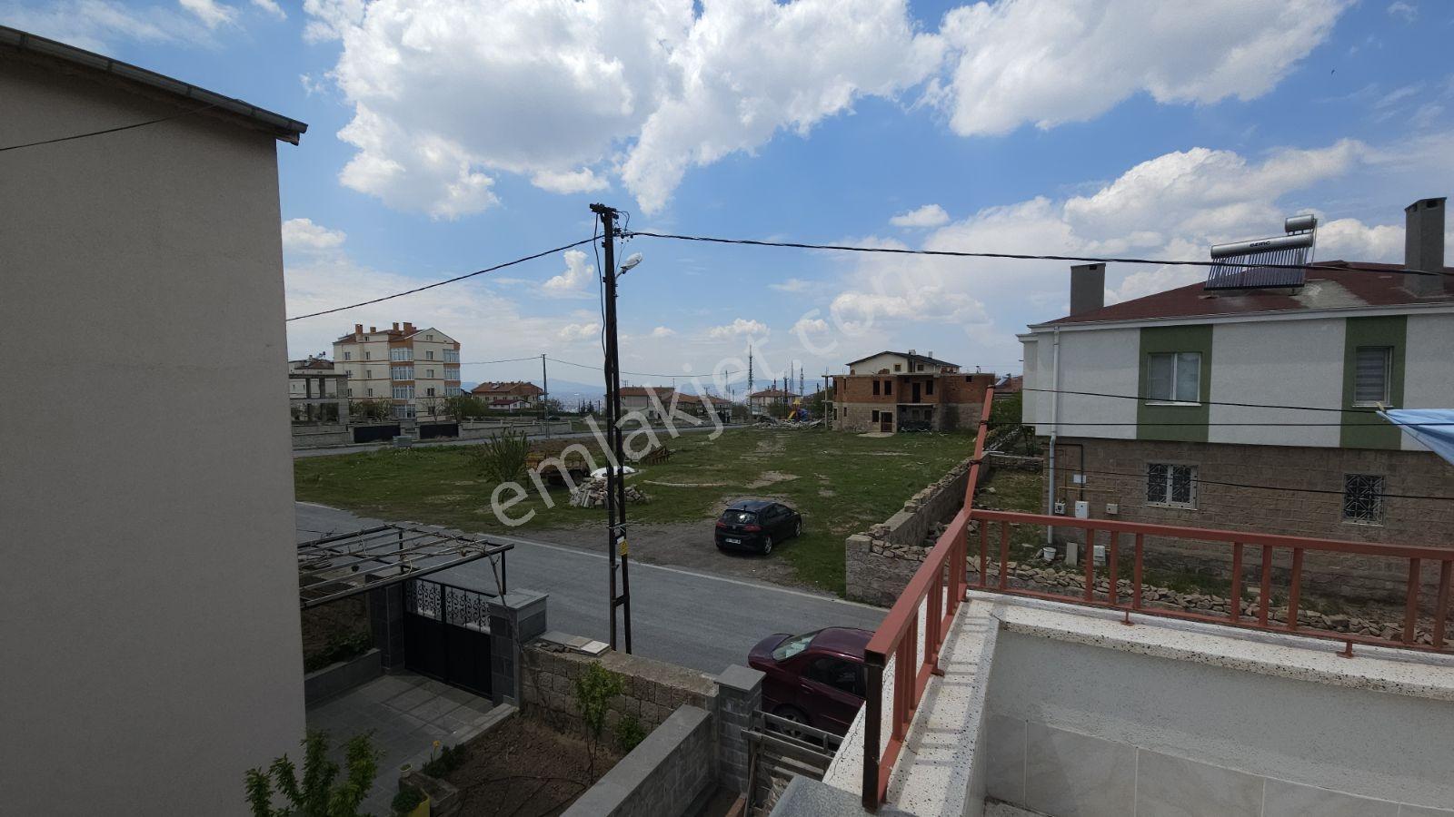 Rıba Dan Genıs Bahcelı Müstakil Ev - Görsel 28