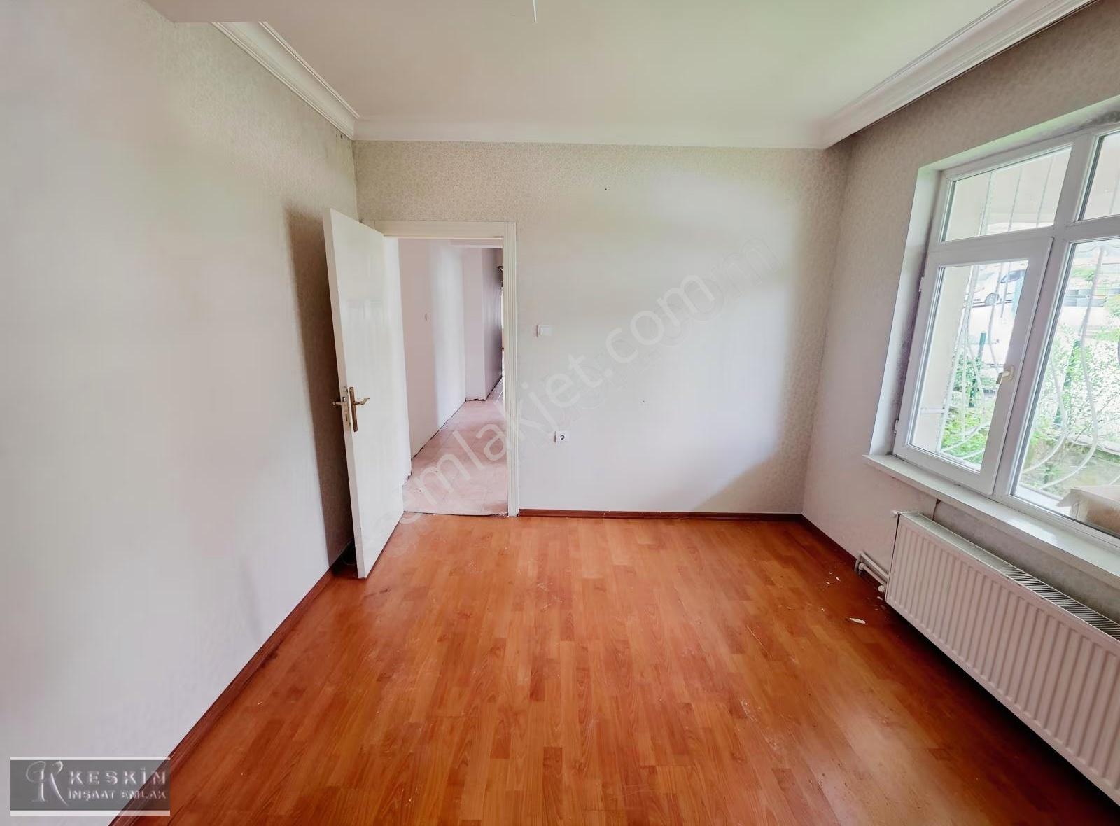 Kanuni Mah Cadde Yakını Kat Konumunda Y.giriş 2+1 Masrafsız - Görsel 27
