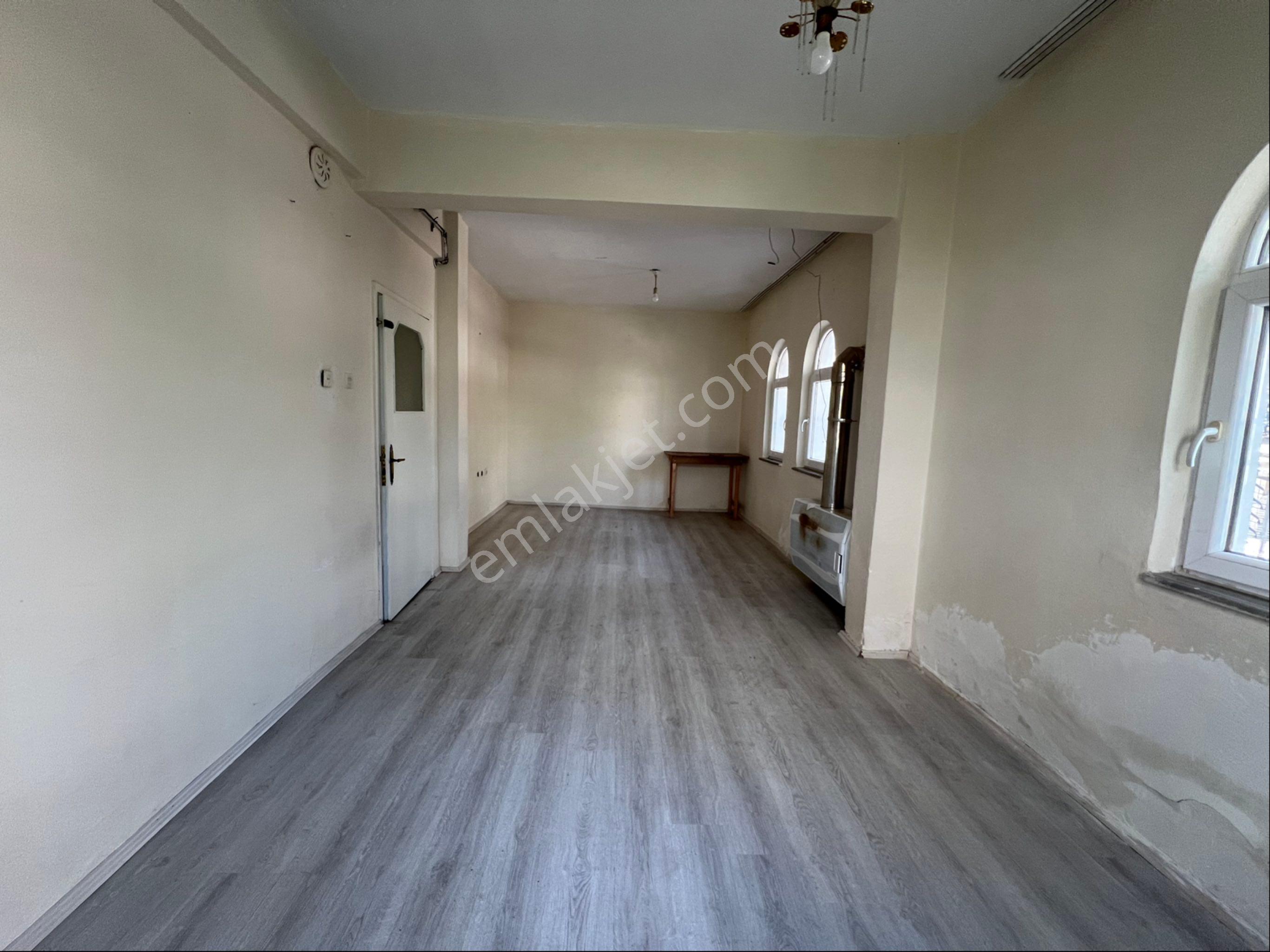 Roma’ Dan Fatih Mh Kiralık Daire - Görsel 7