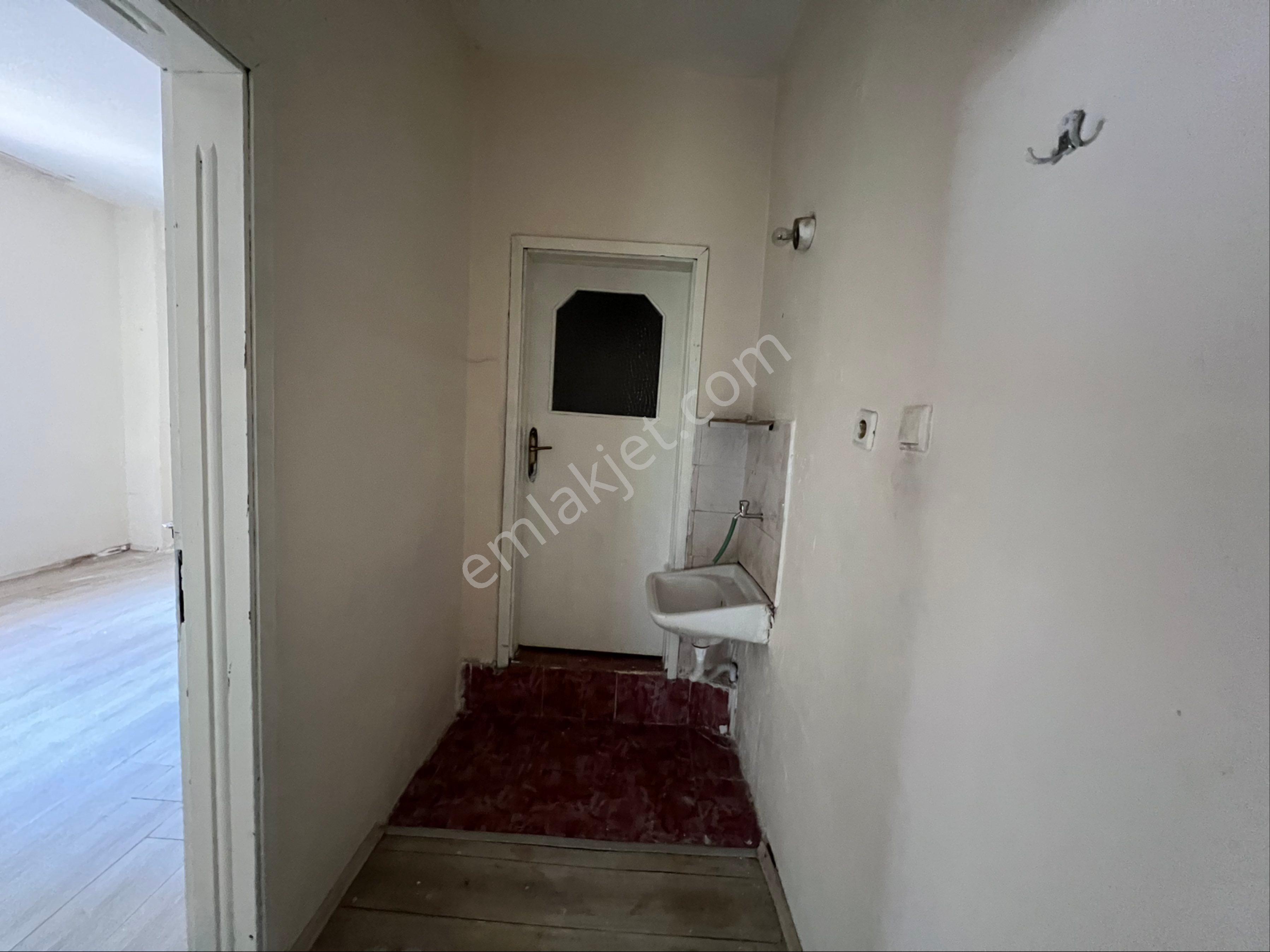 Roma’ Dan Fatih Mh Kiralık Daire - Görsel 10