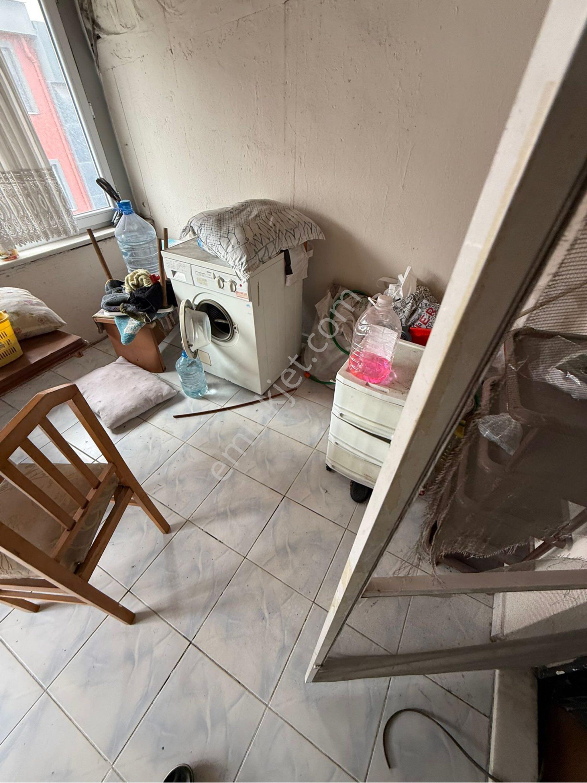 Uğurmumcu Mah 2+1 100 M2 Eşyalı Tramvaya 3 Dk Kiralık Çatı Katı Daire - Görsel 9