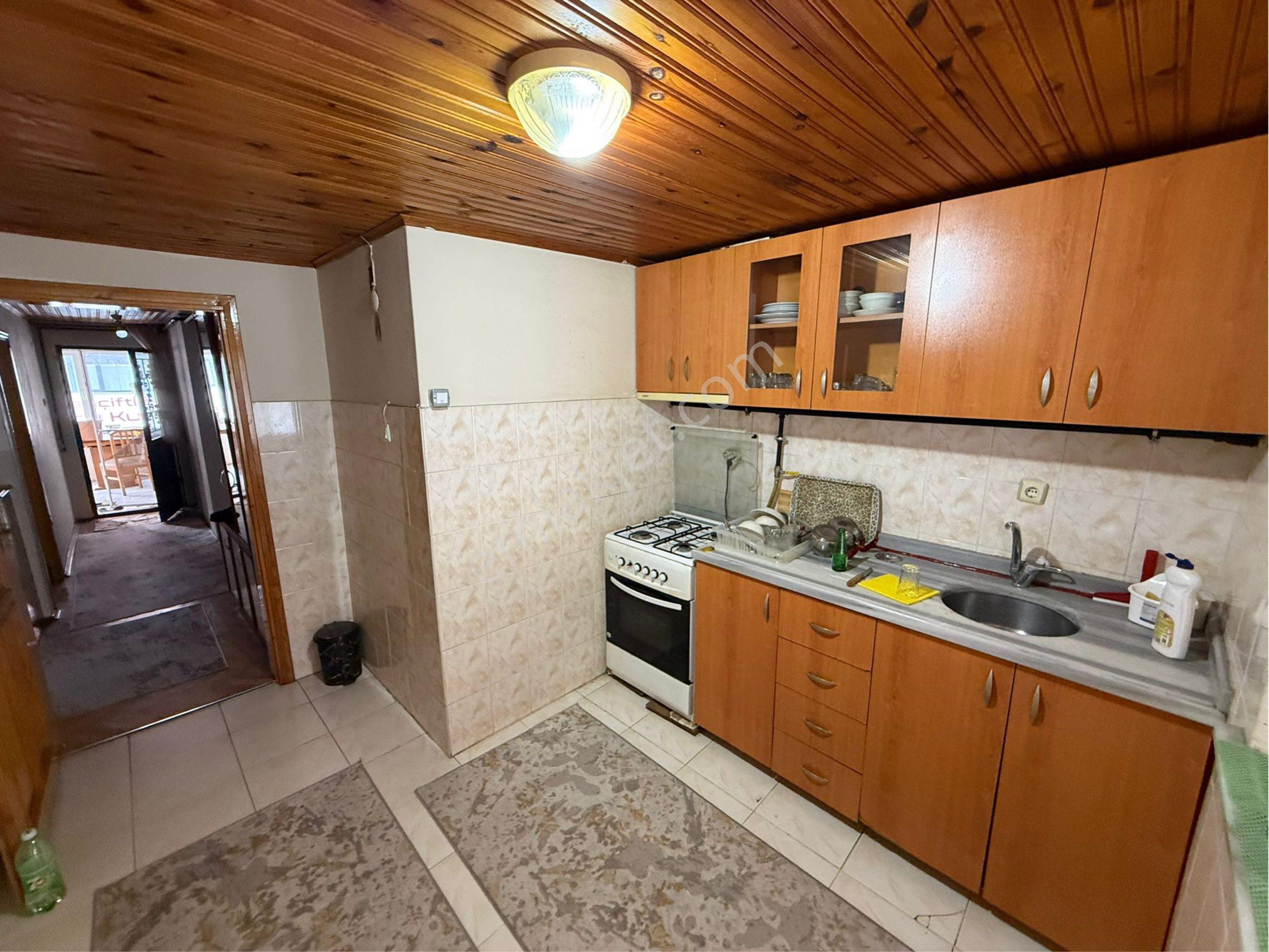 Uğurmumcu Mah 2+1 100 M2 Eşyalı Tramvaya 3 Dk Kiralık Çatı Katı Daire - Görsel 23