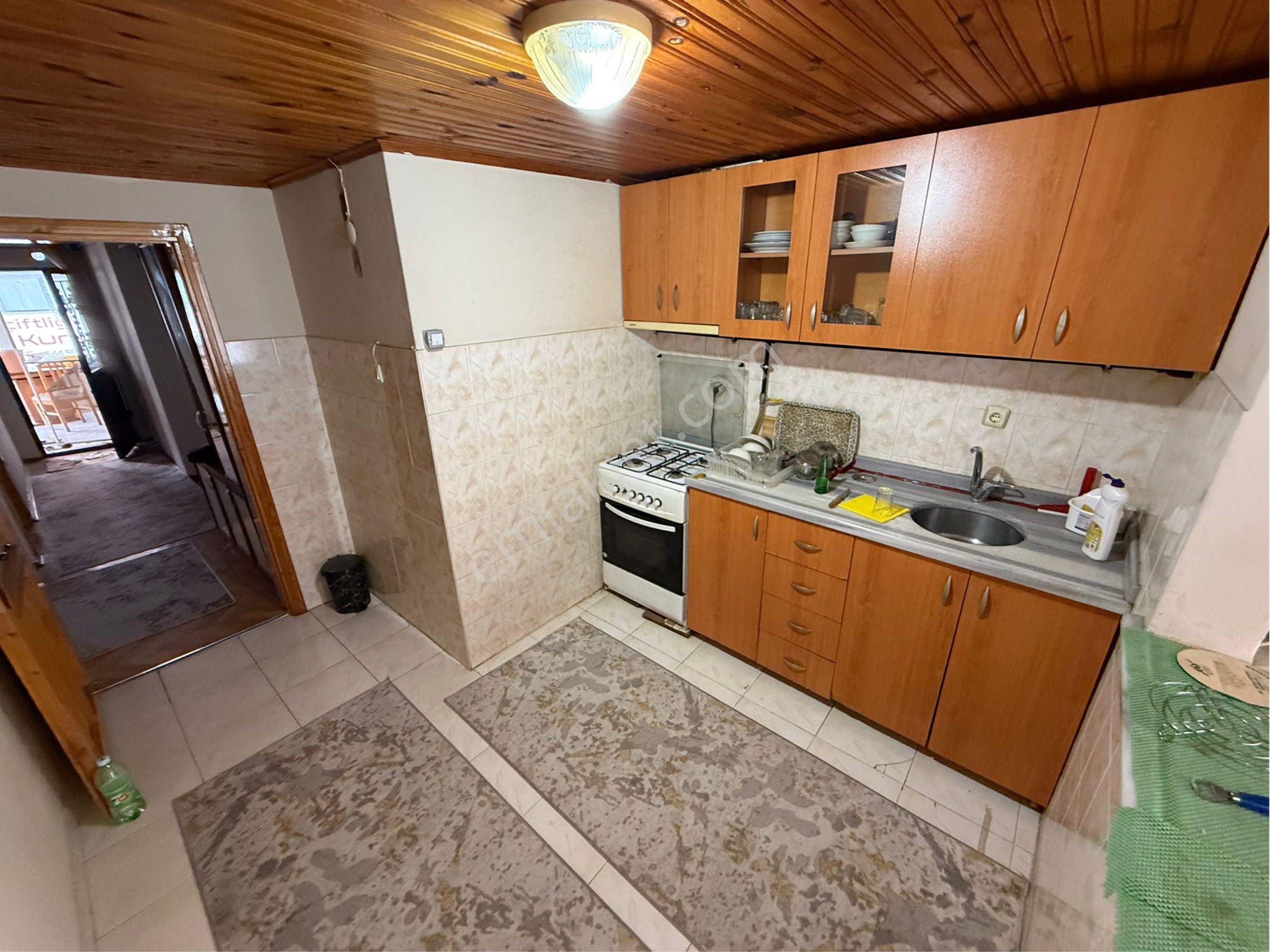 Uğurmumcu Mah 2+1 100 M2 Eşyalı Tramvaya 3 Dk Kiralık Çatı Katı Daire - Görsel 22