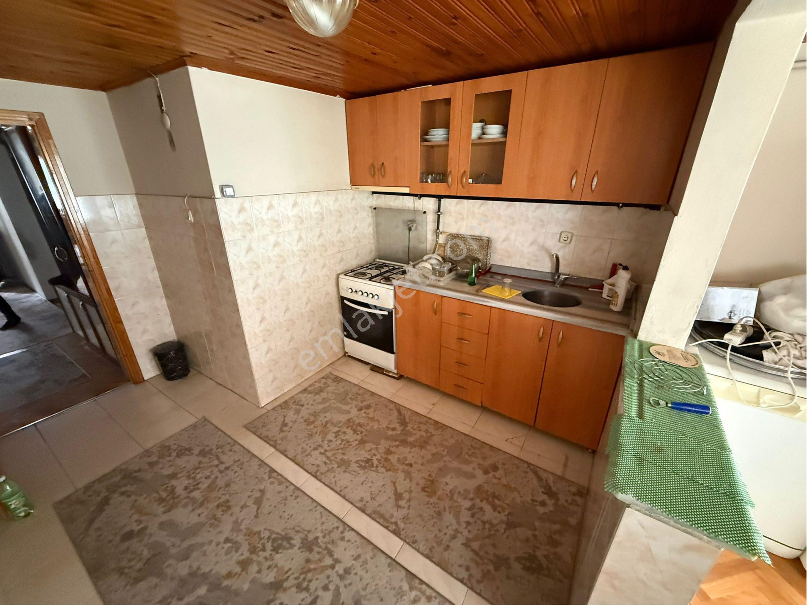 Uğurmumcu Mah 2+1 100 M2 Eşyalı Tramvaya 3 Dk Kiralık Çatı Katı Daire - Görsel 20
