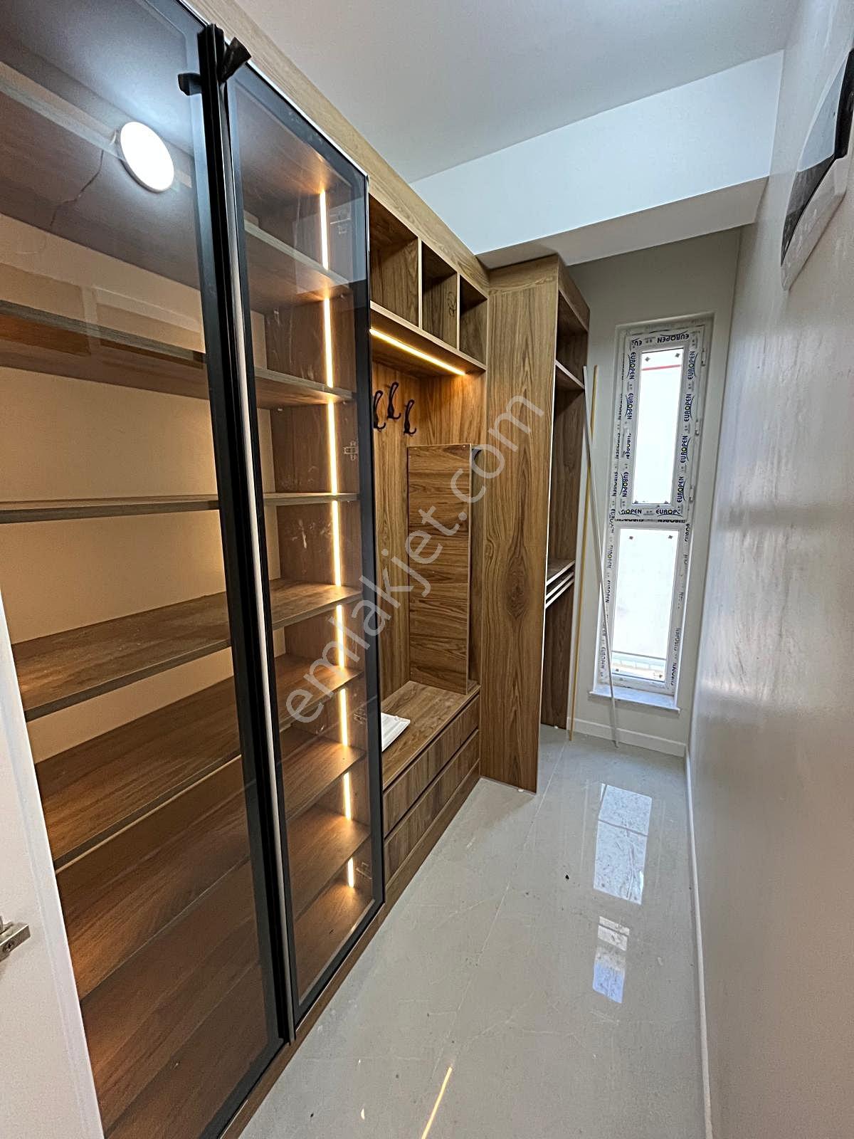Yenikent Emlak'tan Piyasayı Sallayan Gösterişli Lüx 4+1 Daire - Görsel 31
