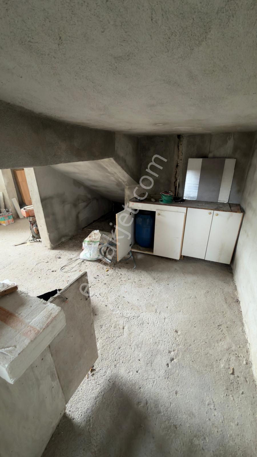 Bergama İslamsaray Mahallesinde Kiralık Dükkan - Görsel 20