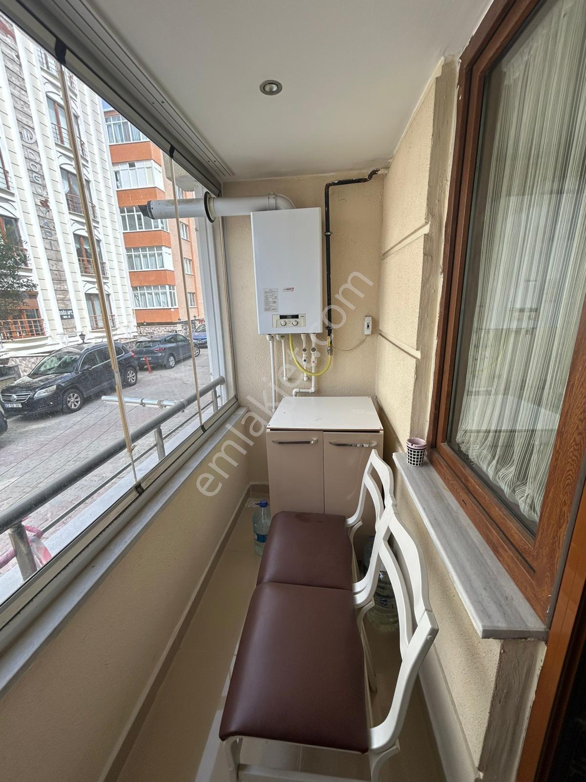 Bademlik Mah. İl Sağlık Müd. Yanı 2+0 Balkonlu Kiralık Daire - Görsel 4