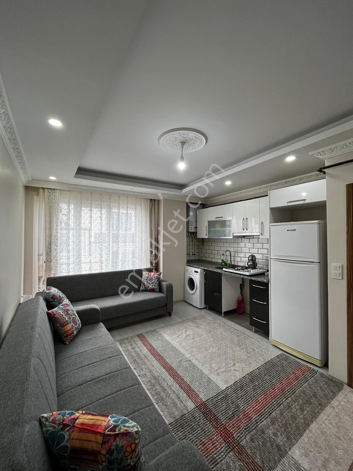 Karakaş Mahallesi Çarşı Merkezi 1+1 Eşyalı Kiralık Daire