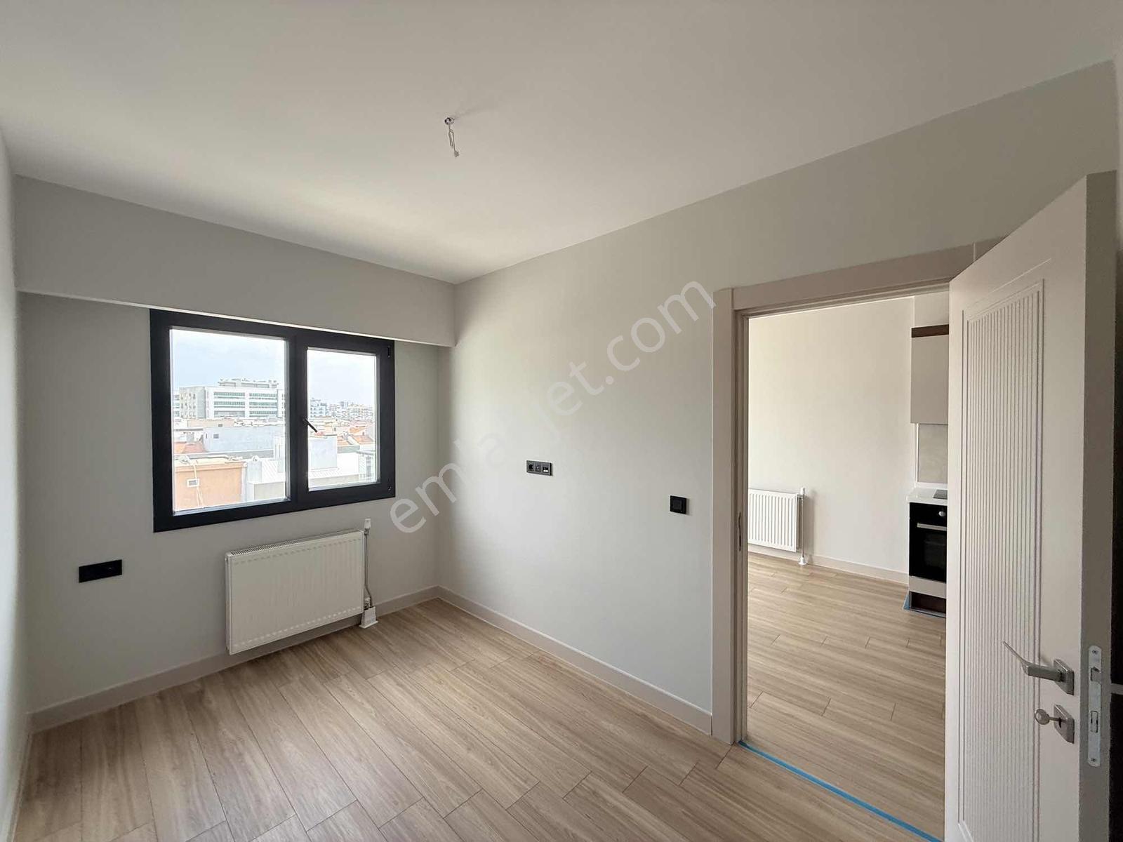 İzka North Projesinde Oturuma Hazır Satılık 1+1 Daire - Görsel 26