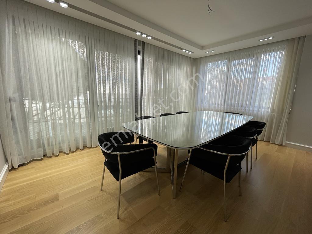 Remax Ten Beylikdüzü Ayçiçeği Sitesi Denize Sıfır Lüks 5+2 Villa - Görsel 8