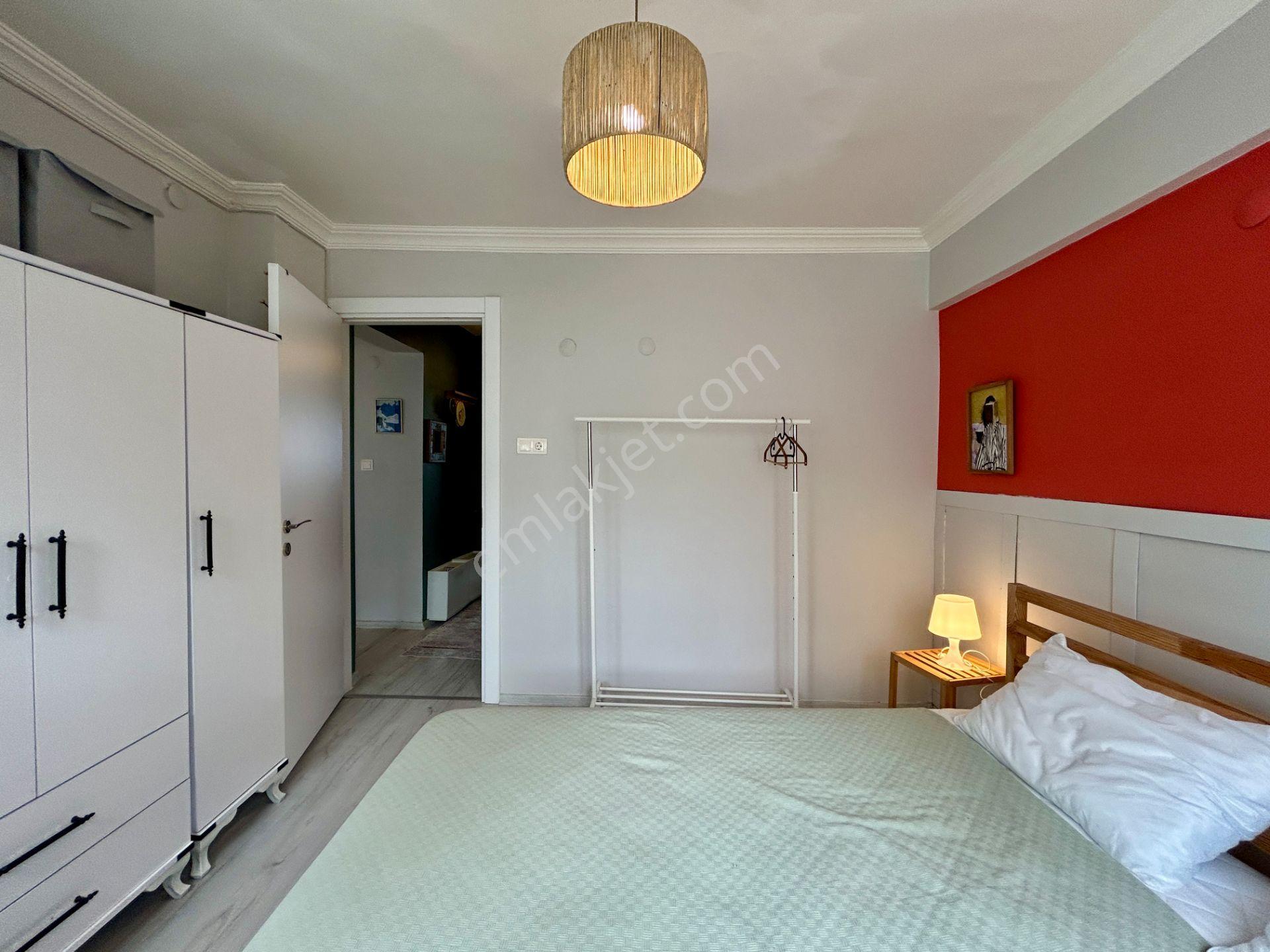 Kuşadası Türkmen Mahallesı Bakımlı Eşyalı Satılık 2+1 Daıre - Görsel 18