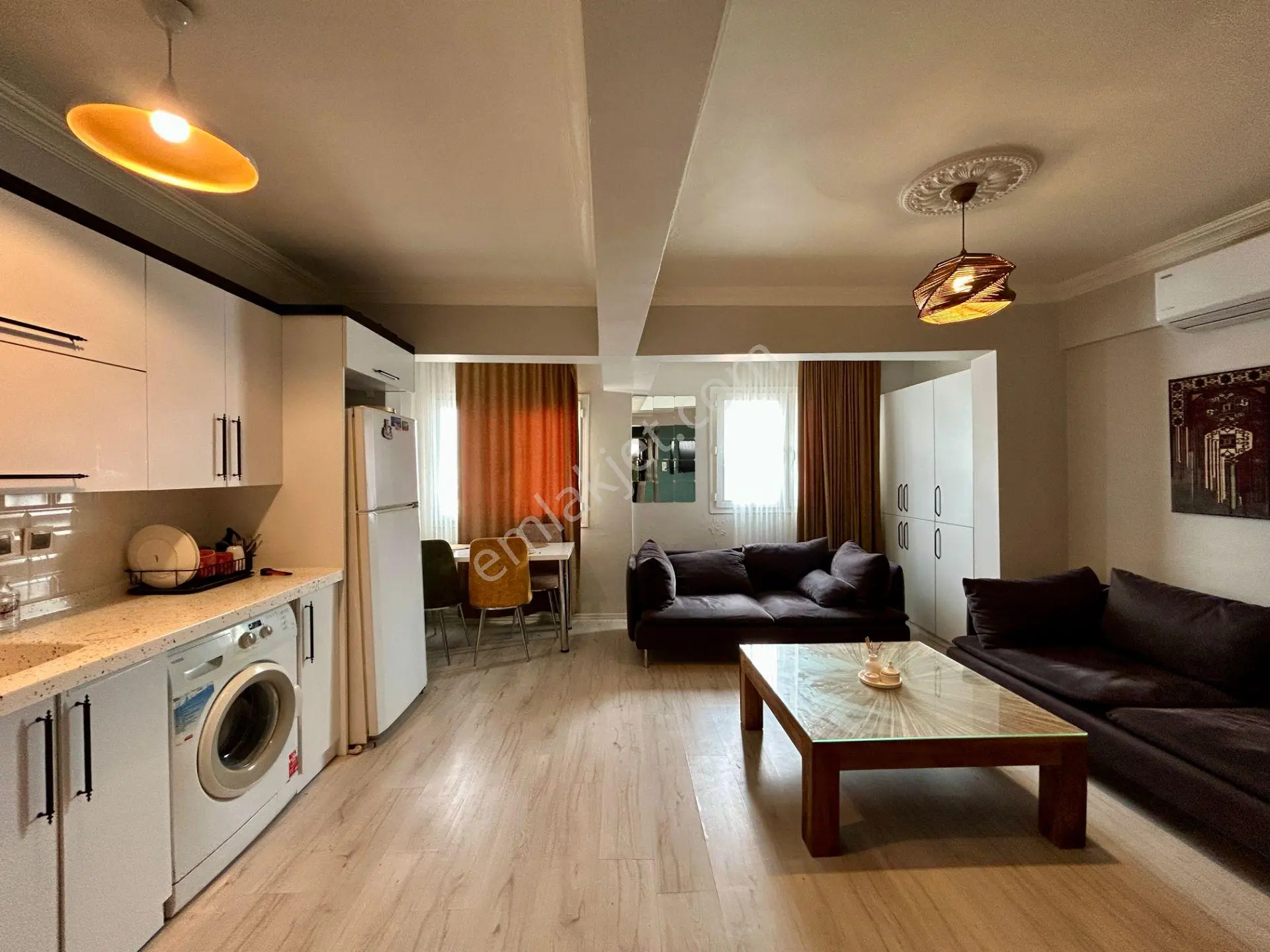 Kuşadası Türkmen Mahallesı Bakımlı Eşyalı Satılık 2+1 Daıre - Görsel 5