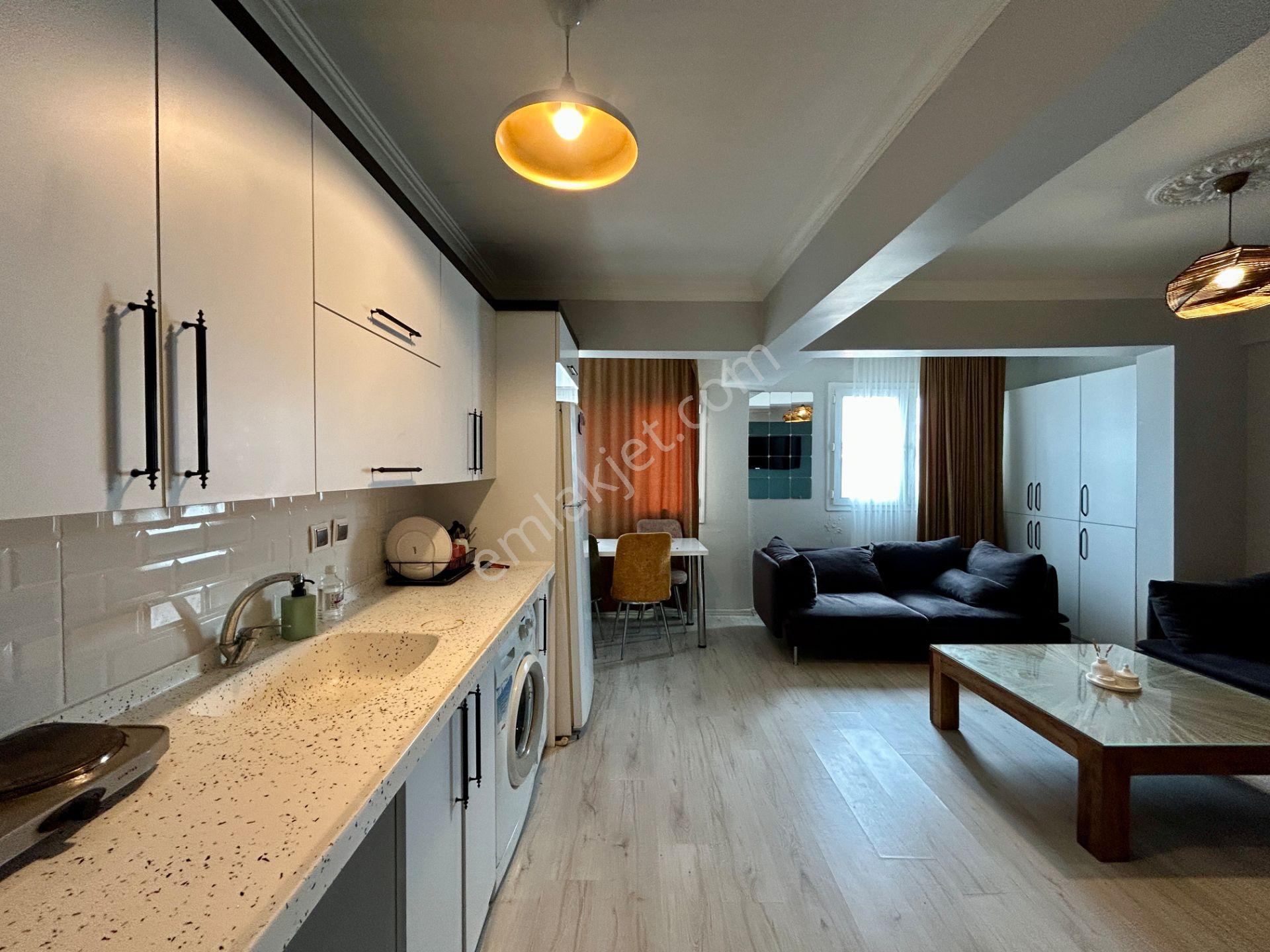Kuşadası Türkmen Mahallesı Bakımlı Eşyalı Satılık 2+1 Daıre - Görsel 7