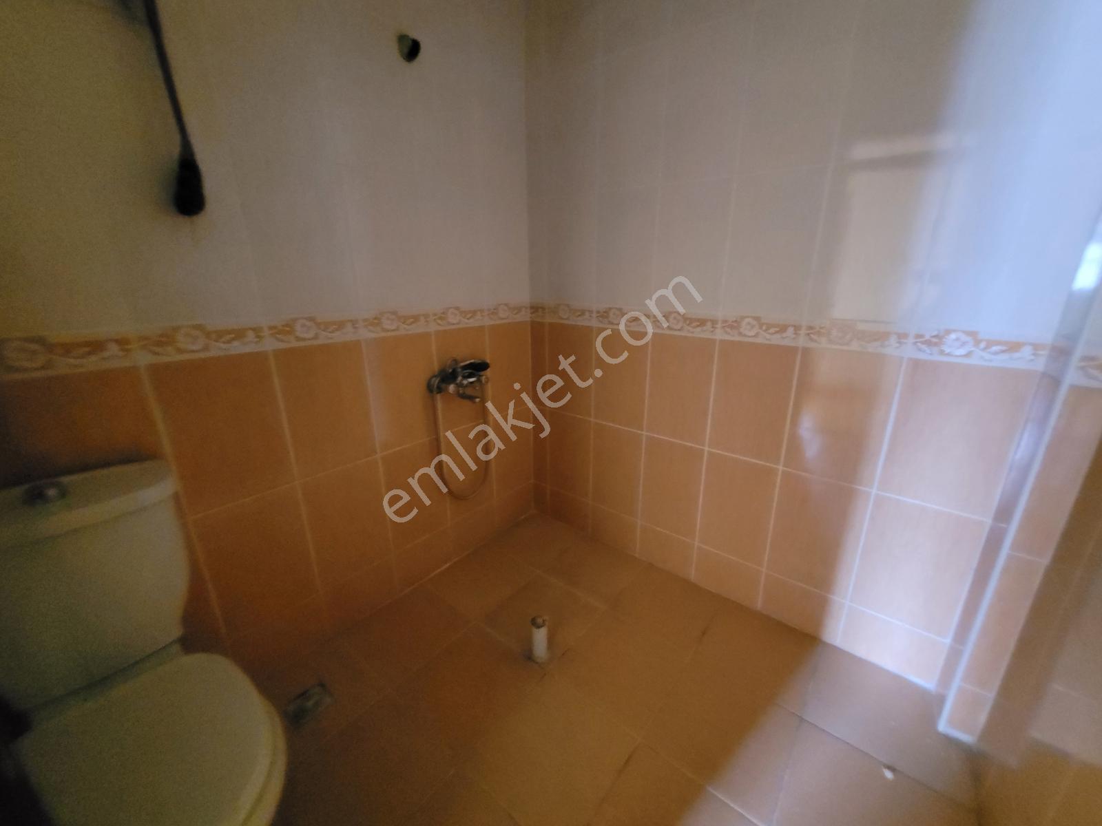 Ayvalı'nın En Merkezi Yerinde Şehir Manzaralı 4 Oda 1 Salon !!! - Görsel 5