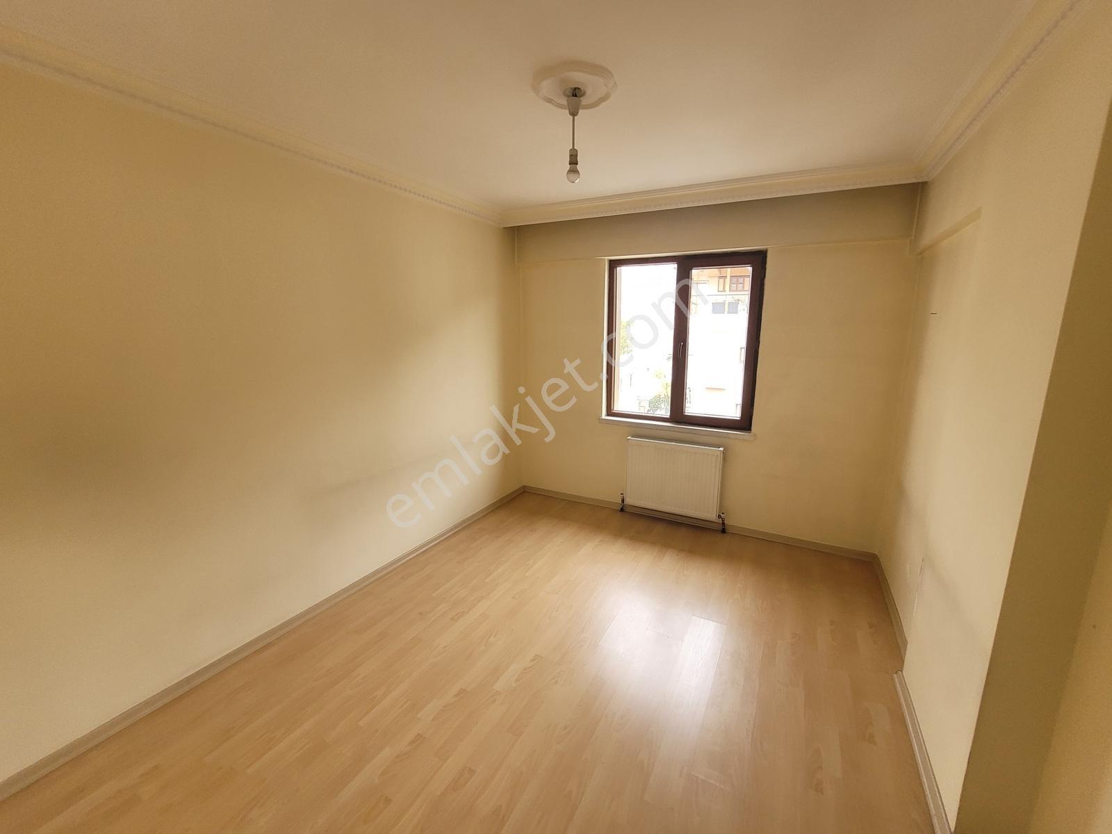 Ayvalı'nın En Merkezi Yerinde Şehir Manzaralı 4 Oda 1 Salon !!! - Görsel 24