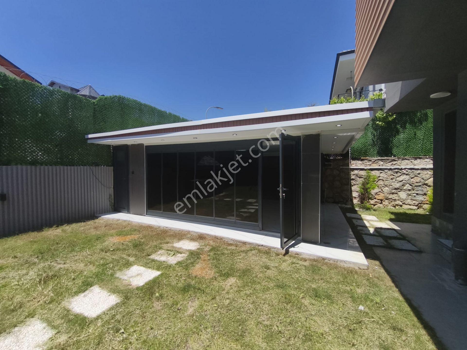 Esse My Home Dan Sarıçam Çınarlı'da Kış Bahçeli 5+1 Sıfır Villa - Görsel 10
