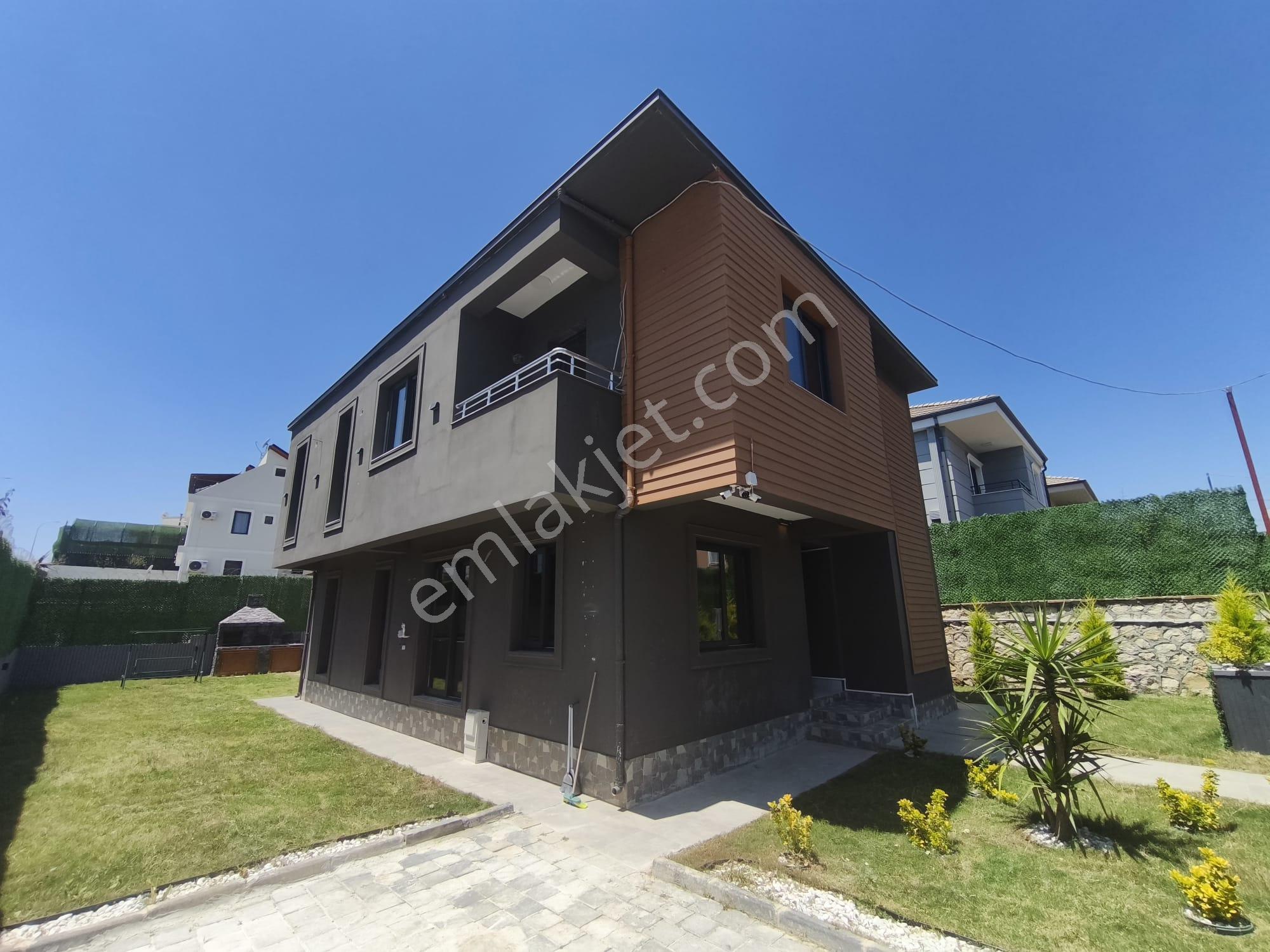 Esse My Home Dan Sarıçam Çınarlı'da Kış Bahçeli 5+1 Sıfır Villa - Görsel 2