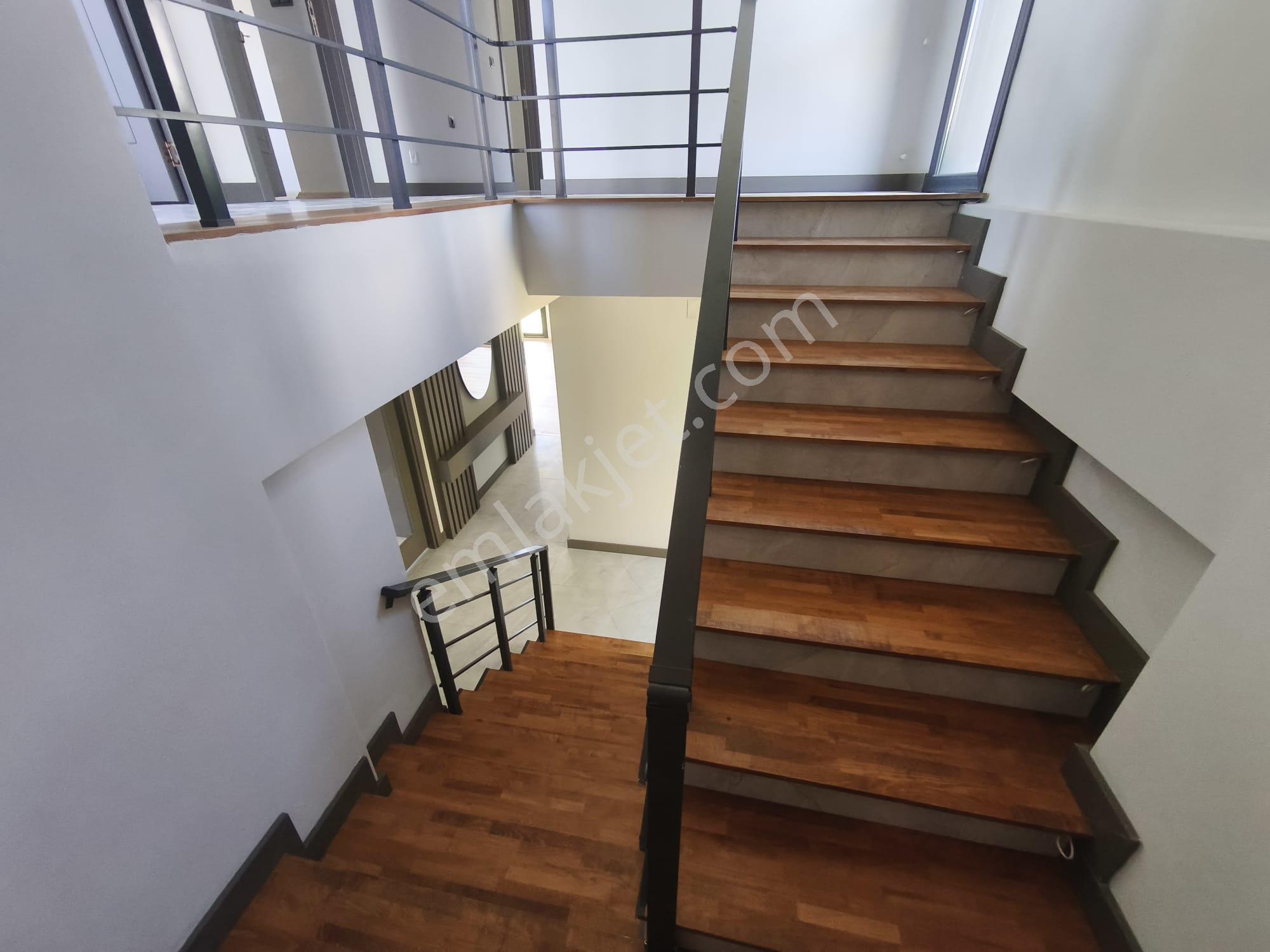 Esse My Home Dan Sarıçam Çınarlı'da Kış Bahçeli 5+1 Sıfır Villa - Görsel 17