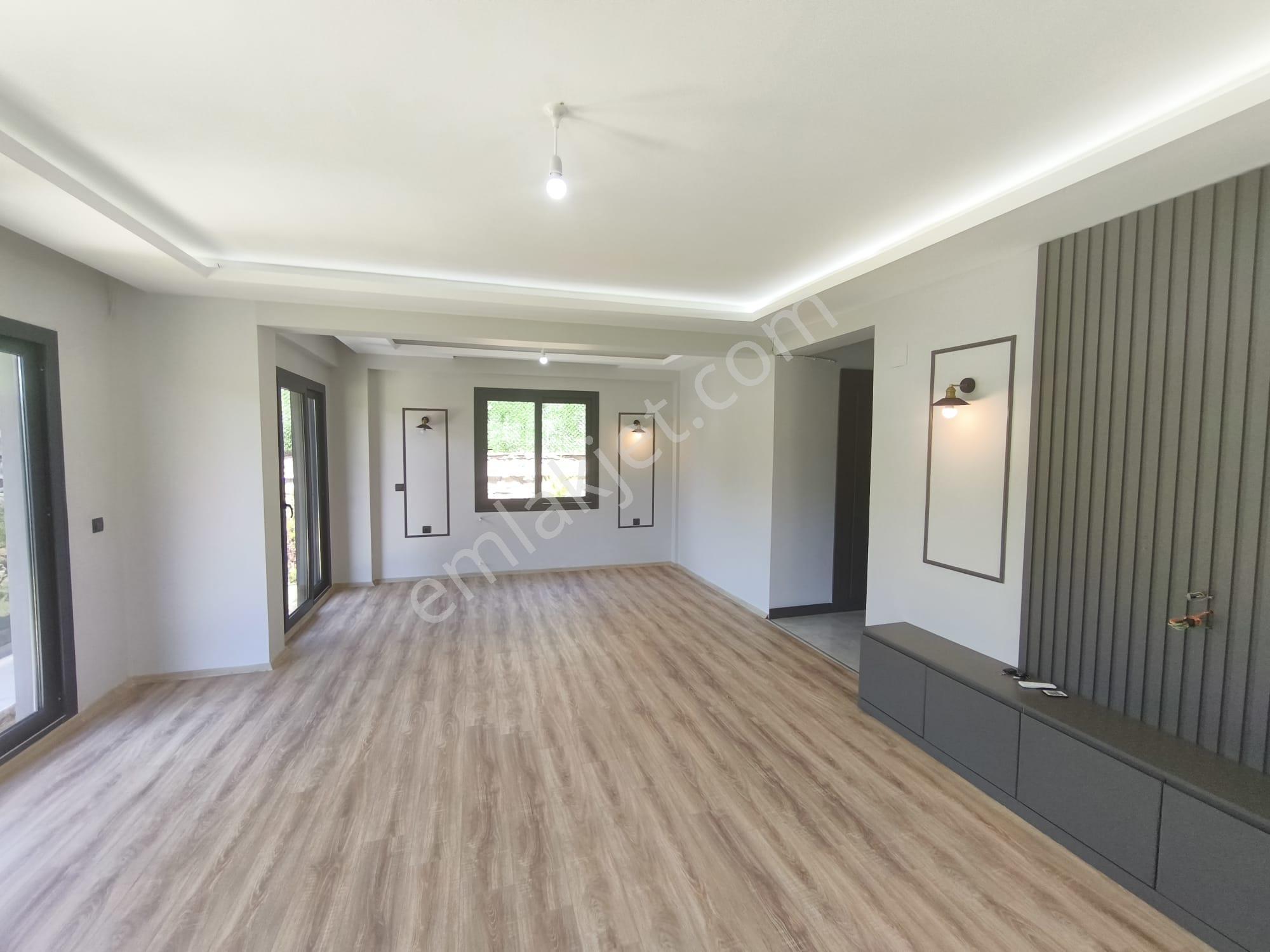 Esse My Home Dan Sarıçam Çınarlı'da Kış Bahçeli 5+1 Sıfır Villa - Görsel 16