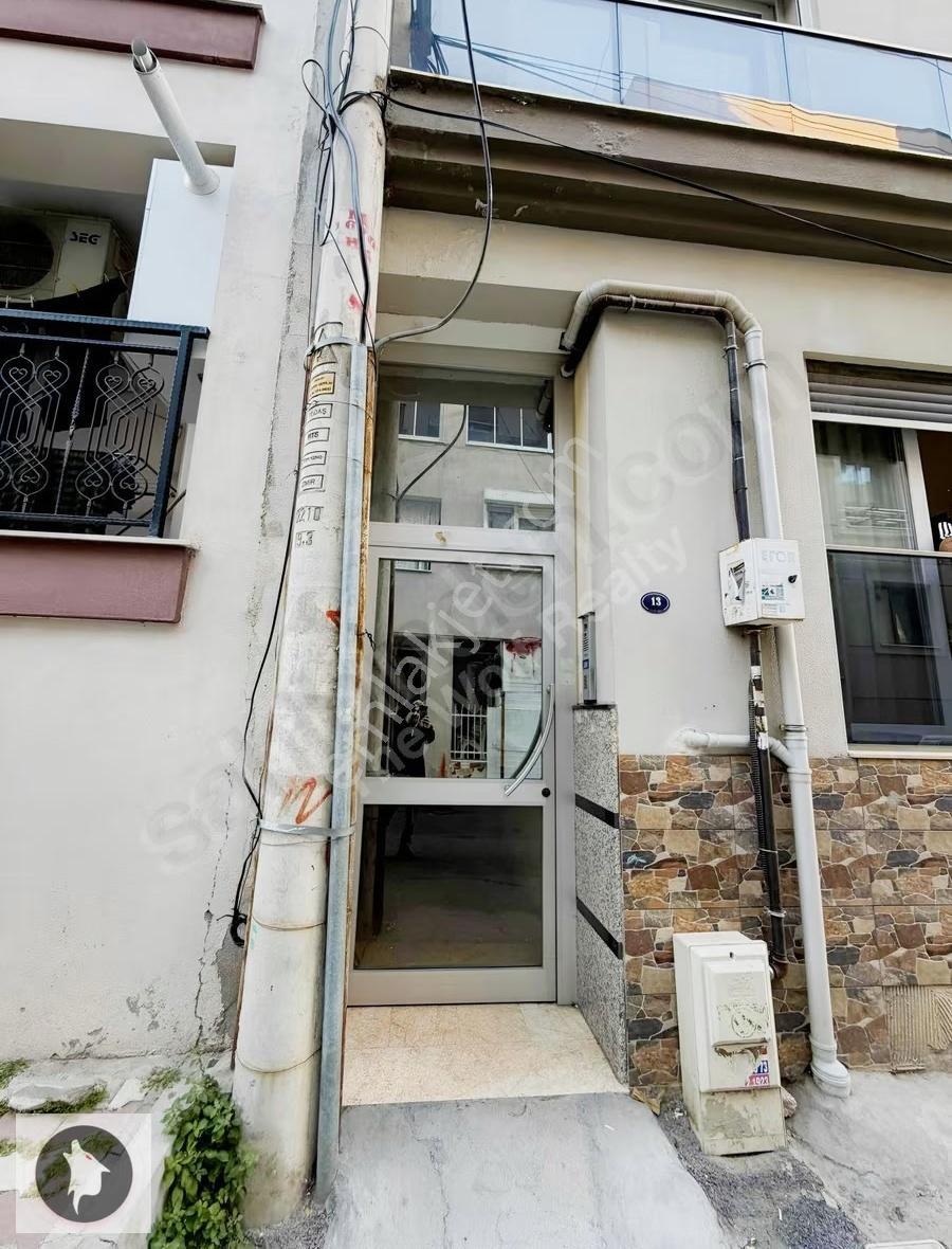 Karşıyaka Şemiklerde Satılık Daire 2+1 Kapalı Mutfak Geniş 85 Mt - Görsel 10
