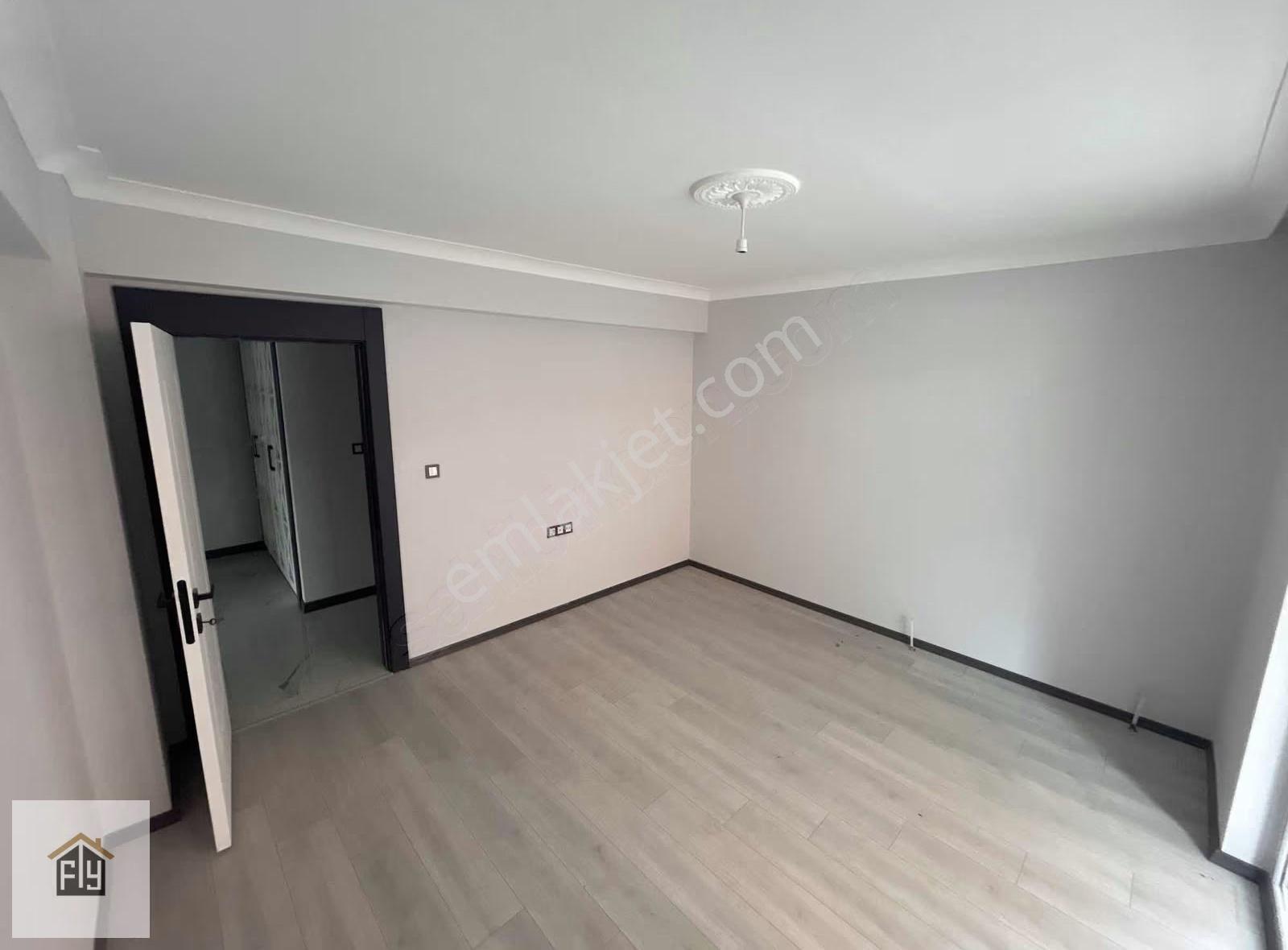 F&y'den At Çifliği Yakını Sıfır Ultra Geniş 3+1 Orta Kat Daire - Görsel 4
