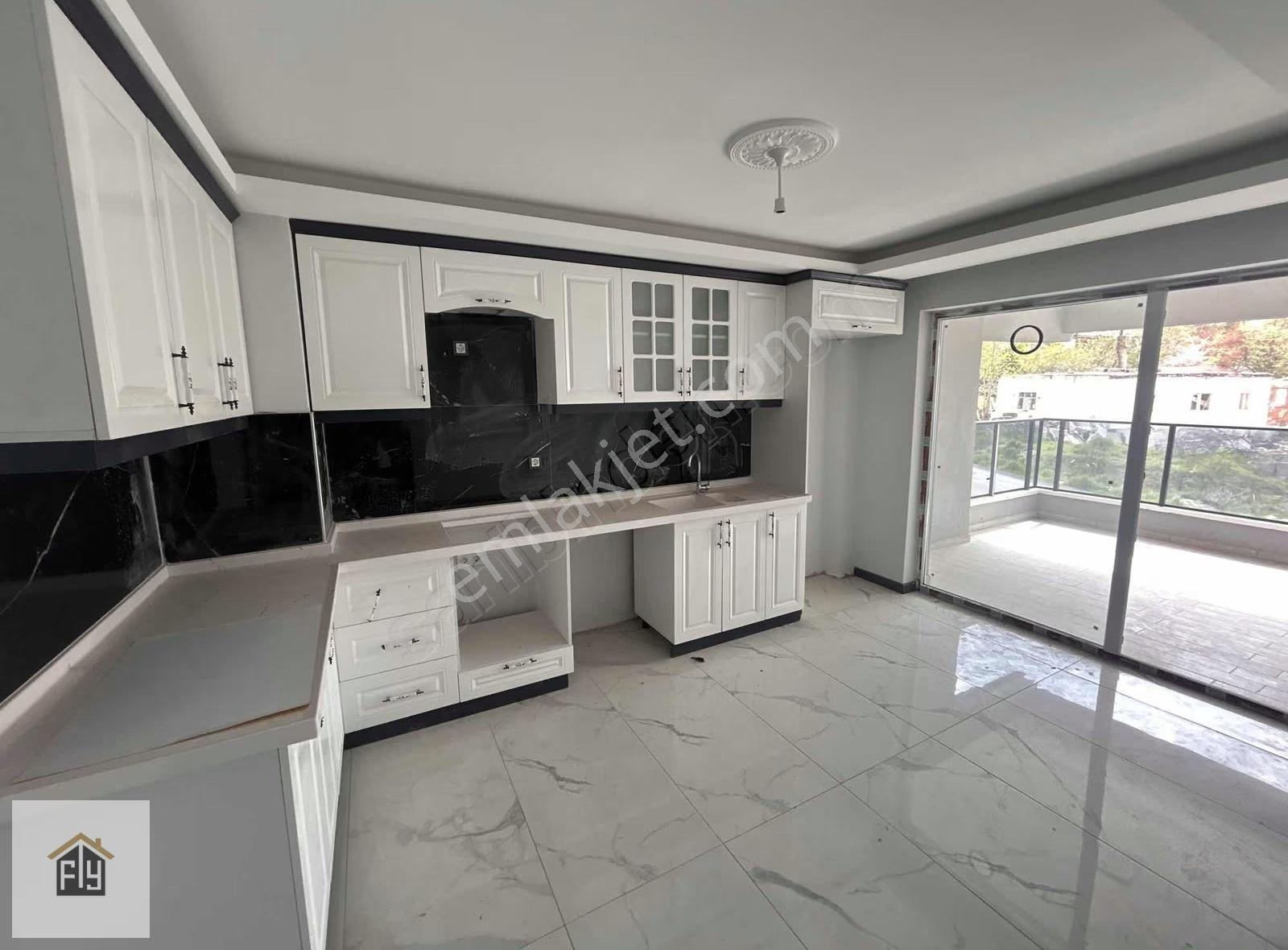 F&y'den At Çifliği Yakını Sıfır Ultra Geniş 3+1 Orta Kat Daire - Görsel 23