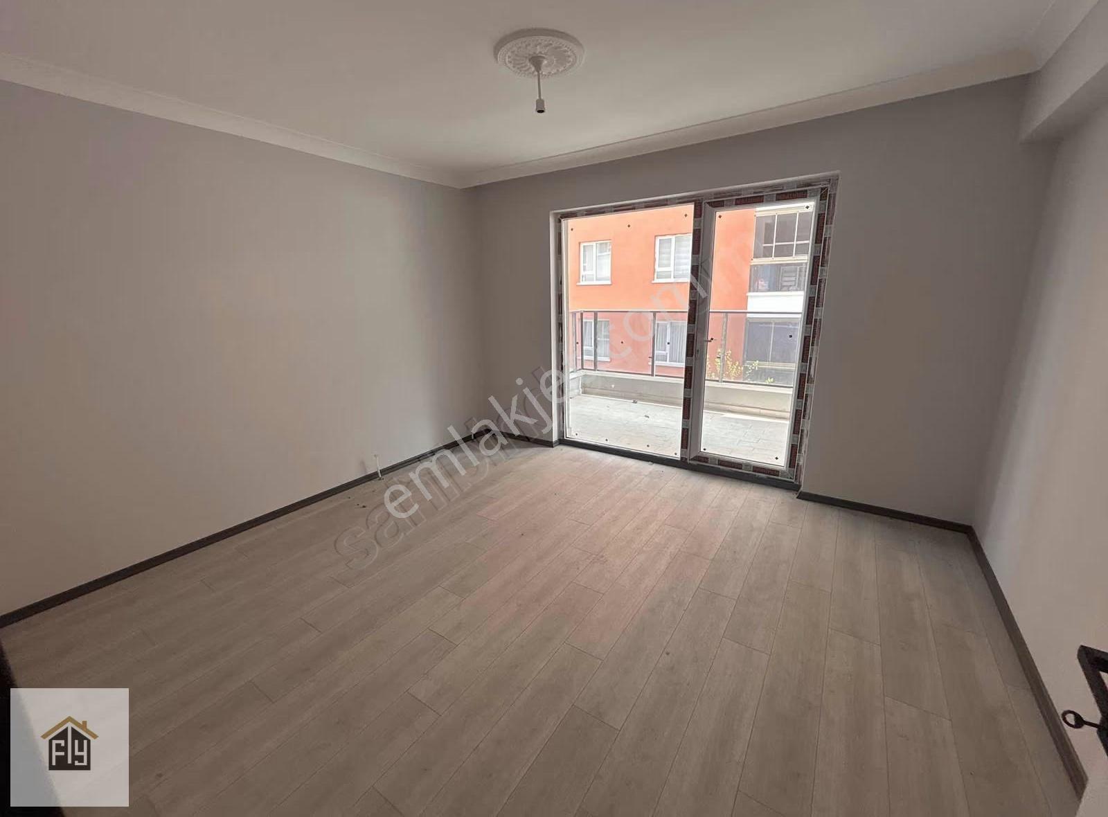 F&y'den At Çifliği Yakını Sıfır Ultra Geniş 3+1 Orta Kat Daire - Görsel 11