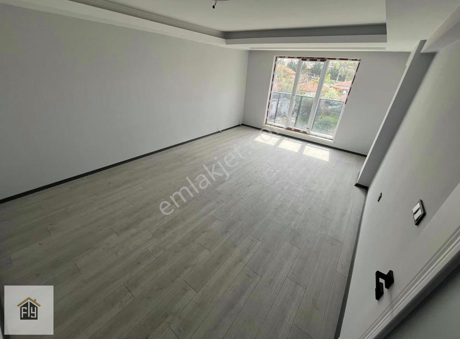 F&y'den At Çifliği Yakını Sıfır Ultra Geniş 3+1 Üst Kat Daire - Görsel 9