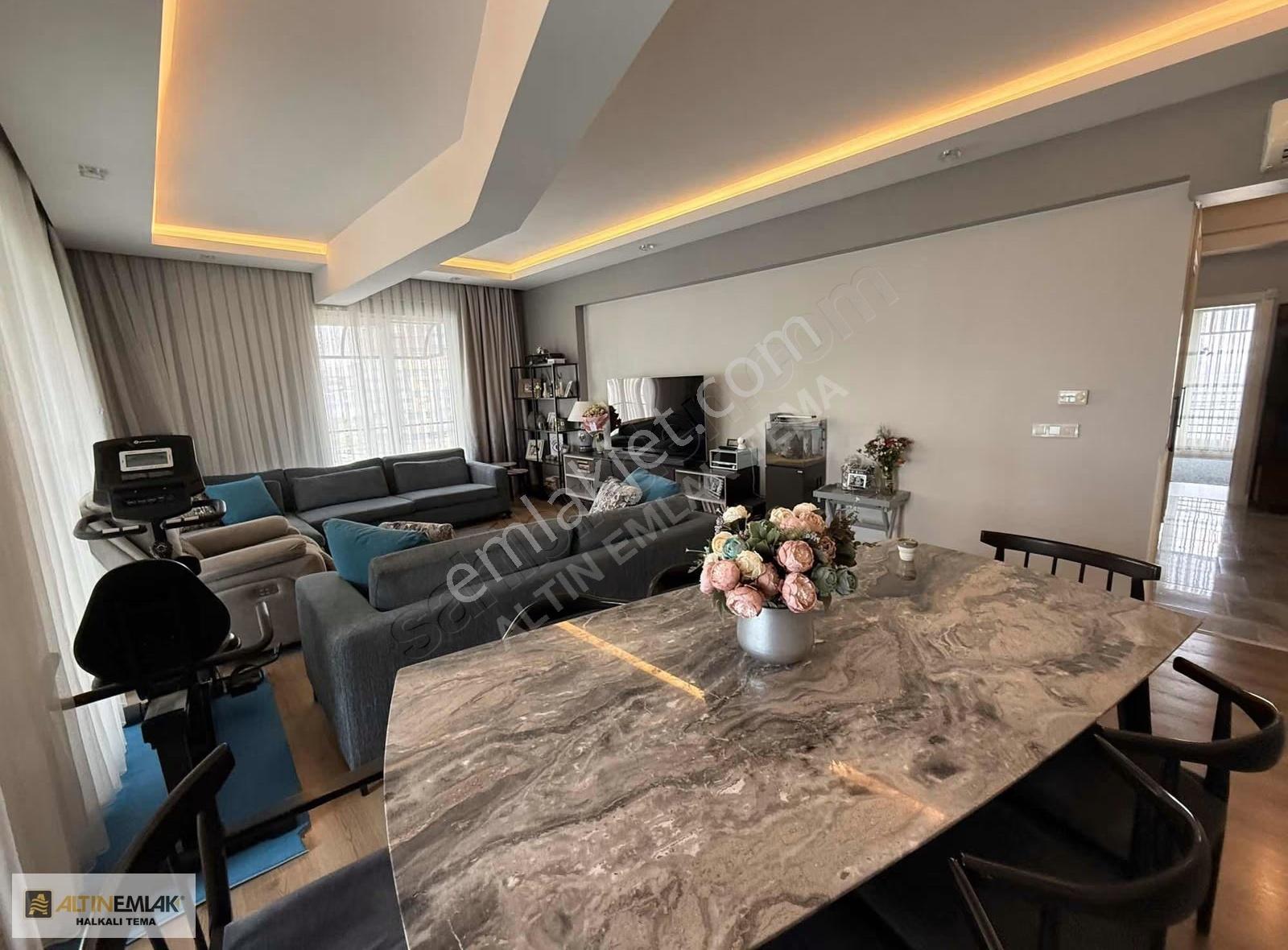 İstanbul Sarayları'nda Boğaz Manzaralı Ultra Lüks 3+1 Daire - Görsel 5