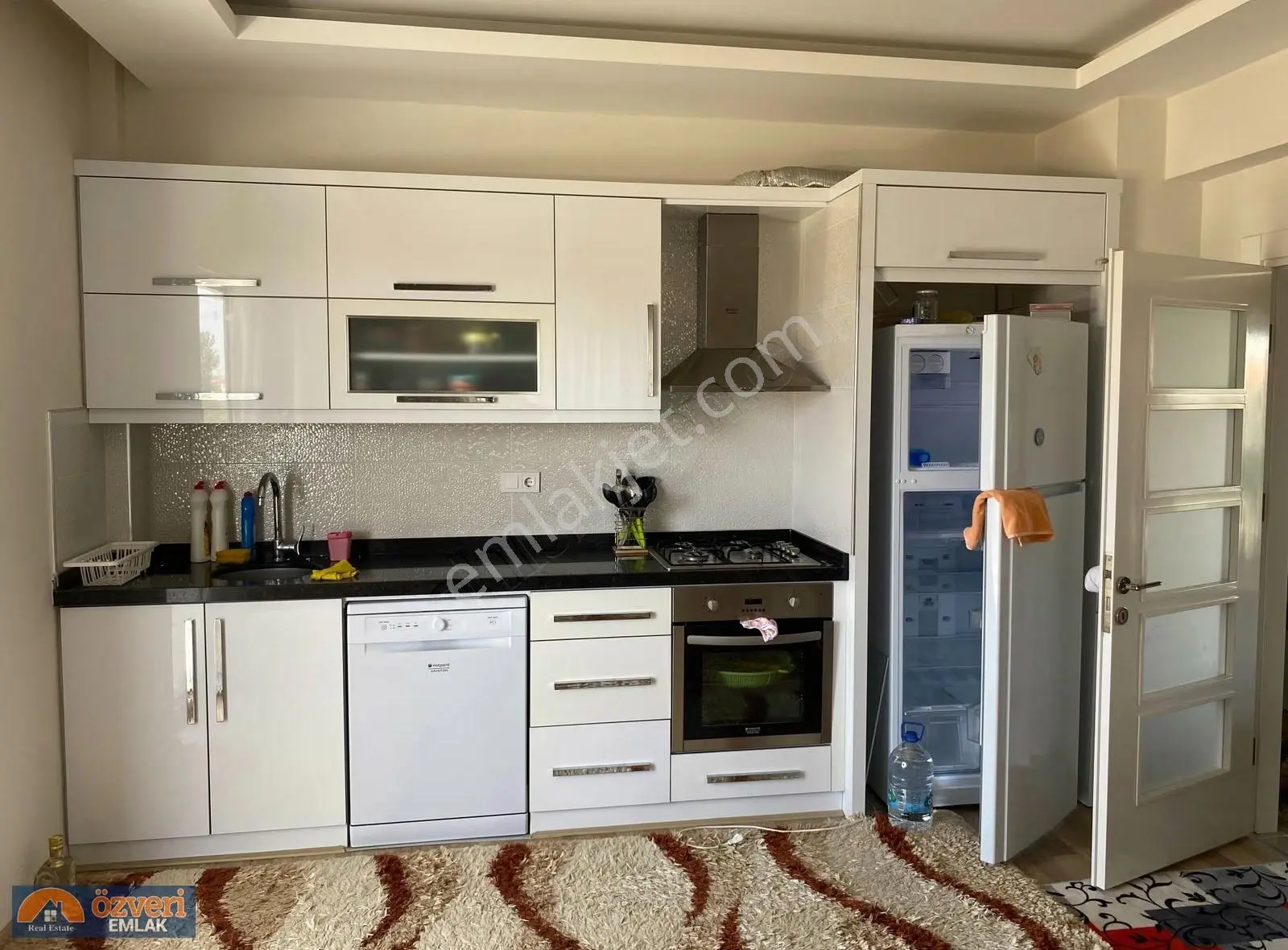 Antalya Korkuteli Aşğagıpazar Mh De Ful Eşşalı Satılık 2+1 Daire