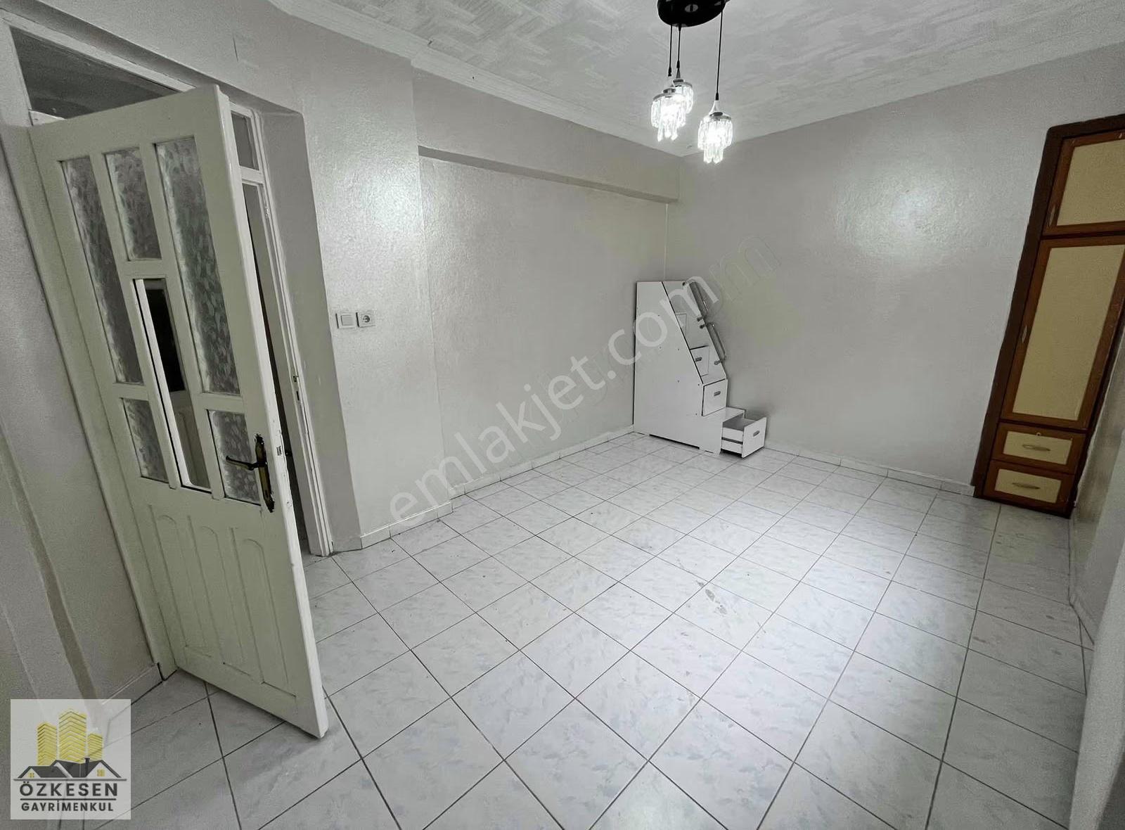 Özkesen Gayrimenkul'den Satılık 2+1 Geniş Bakımlı Daire - Görsel 9