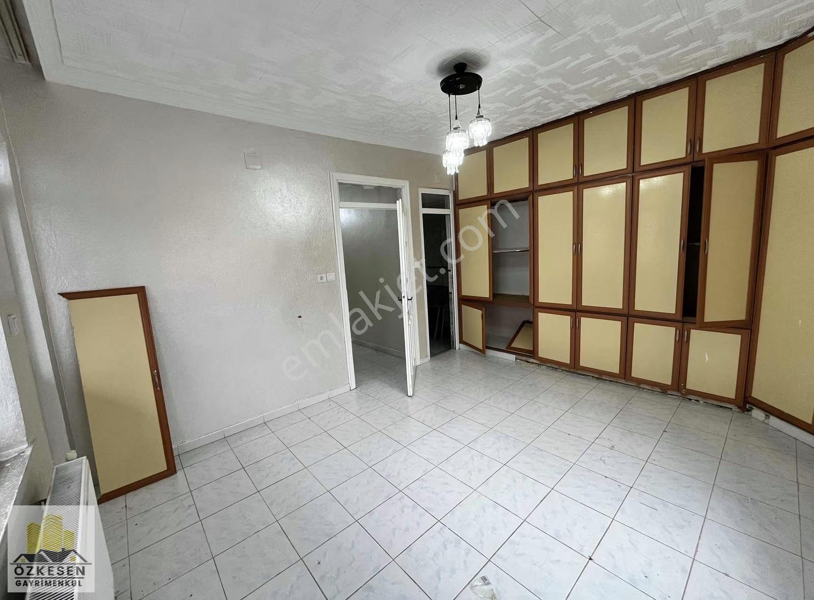 Özkesen Gayrimenkul'den Satılık 2+1 Geniş Bakımlı Daire - Görsel 6