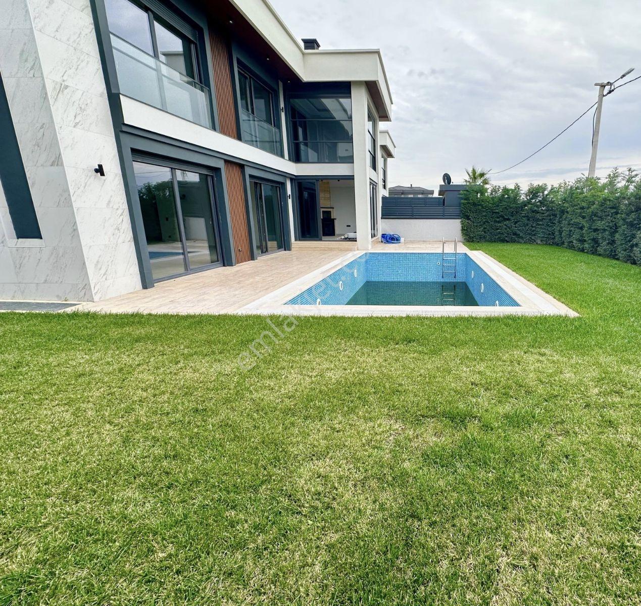 Önerler'de Göl Manzaralı Müstakil Satılık Villa - Görsel 2