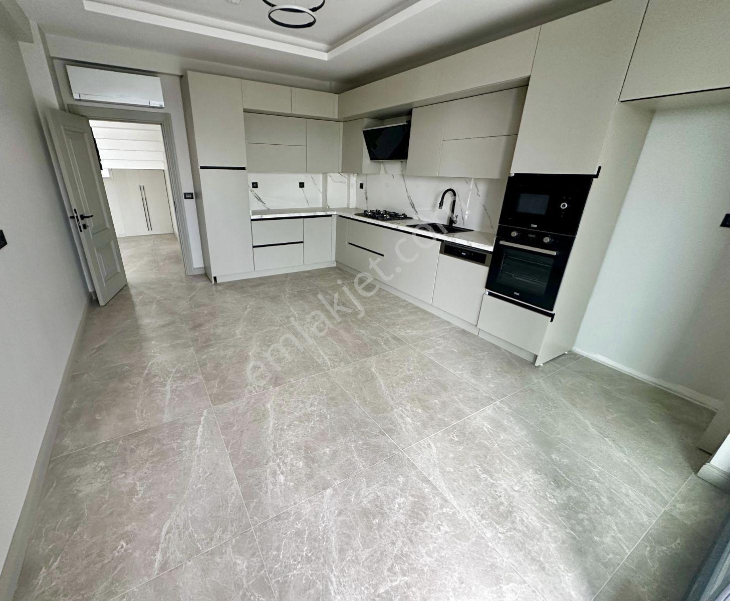 Önerler'de Göl Manzaralı Müstakil Satılık Villa - Görsel 30