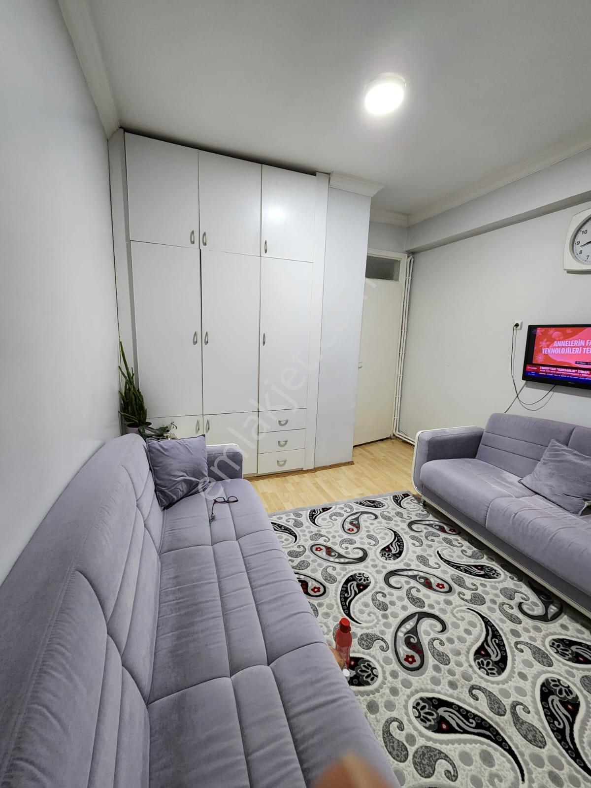 Emrah Çiftci'den Selçuklu Binkonutlar Mah.eyüp Sultan Cad.yanı Satılık 2+1 Bakımlı Kombili Daire - Görsel 14