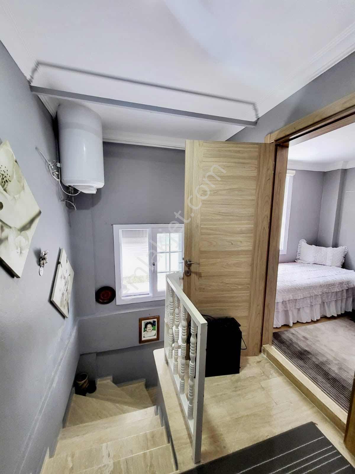 Çeşme Ildır'da Denize Yakın 3+1 Teraslı Site İçi Bahçeli Villa - Görsel 30